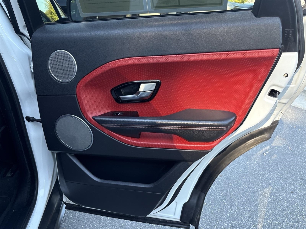 Land Rover Range Rover Evoque Dynamic Premium 5-Door 2015