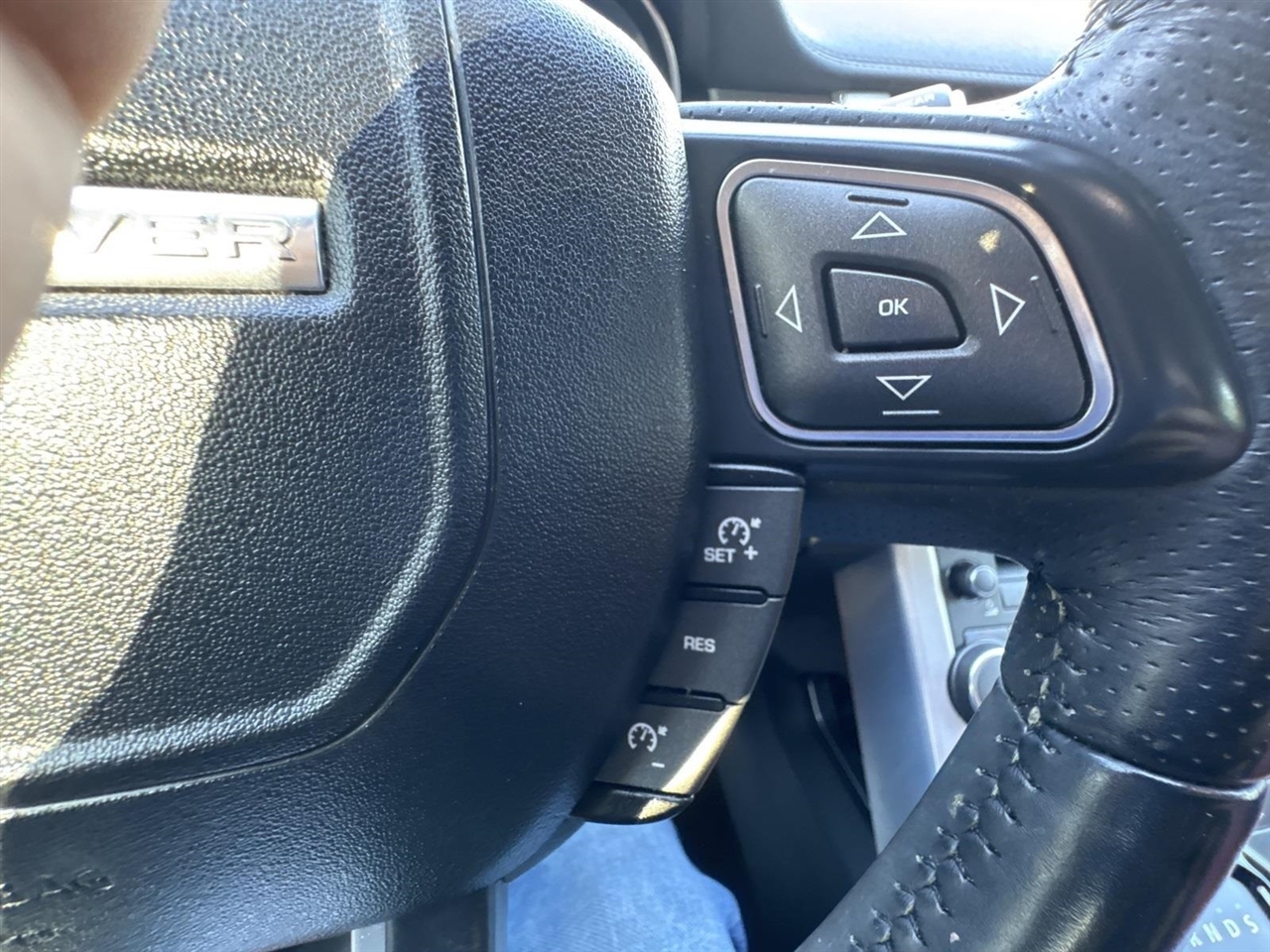 Land Rover Range Rover Evoque Dynamic Premium 5-Door 2015