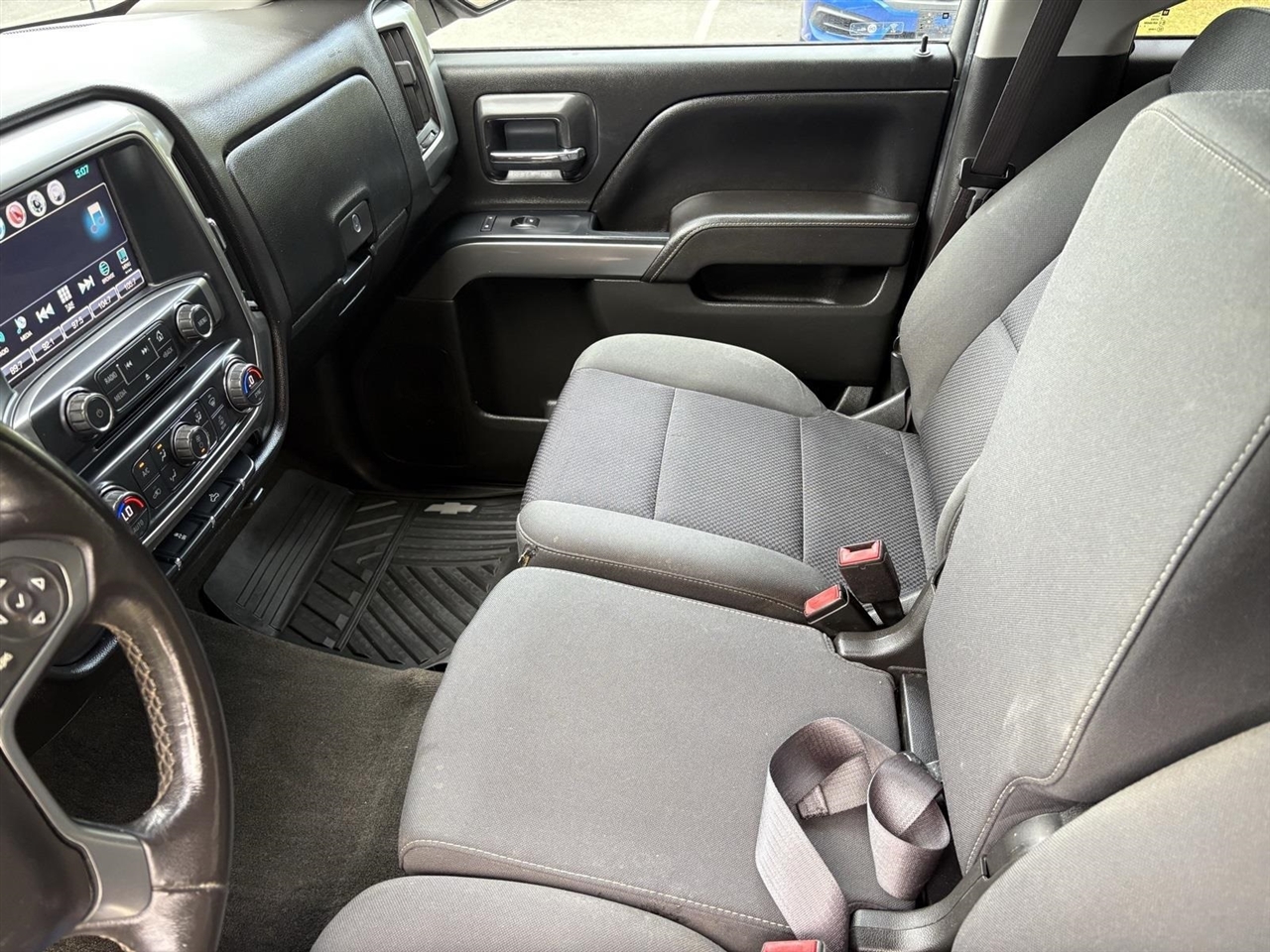 Chevrolet Silverado 1500 LT Crew Cab 4WD 2017