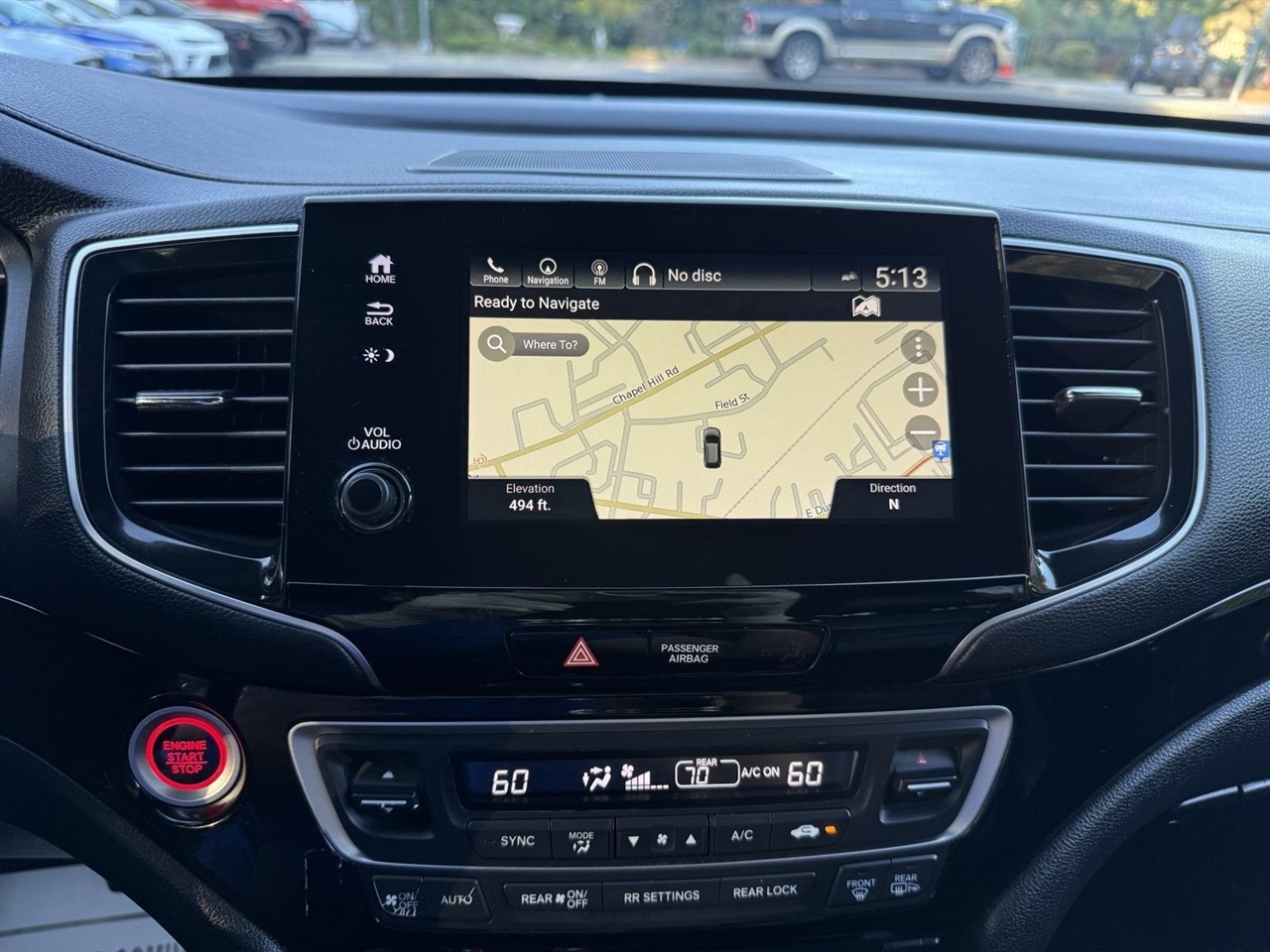 Honda Pilot Touring w/Rear Captain's Chairs 2019