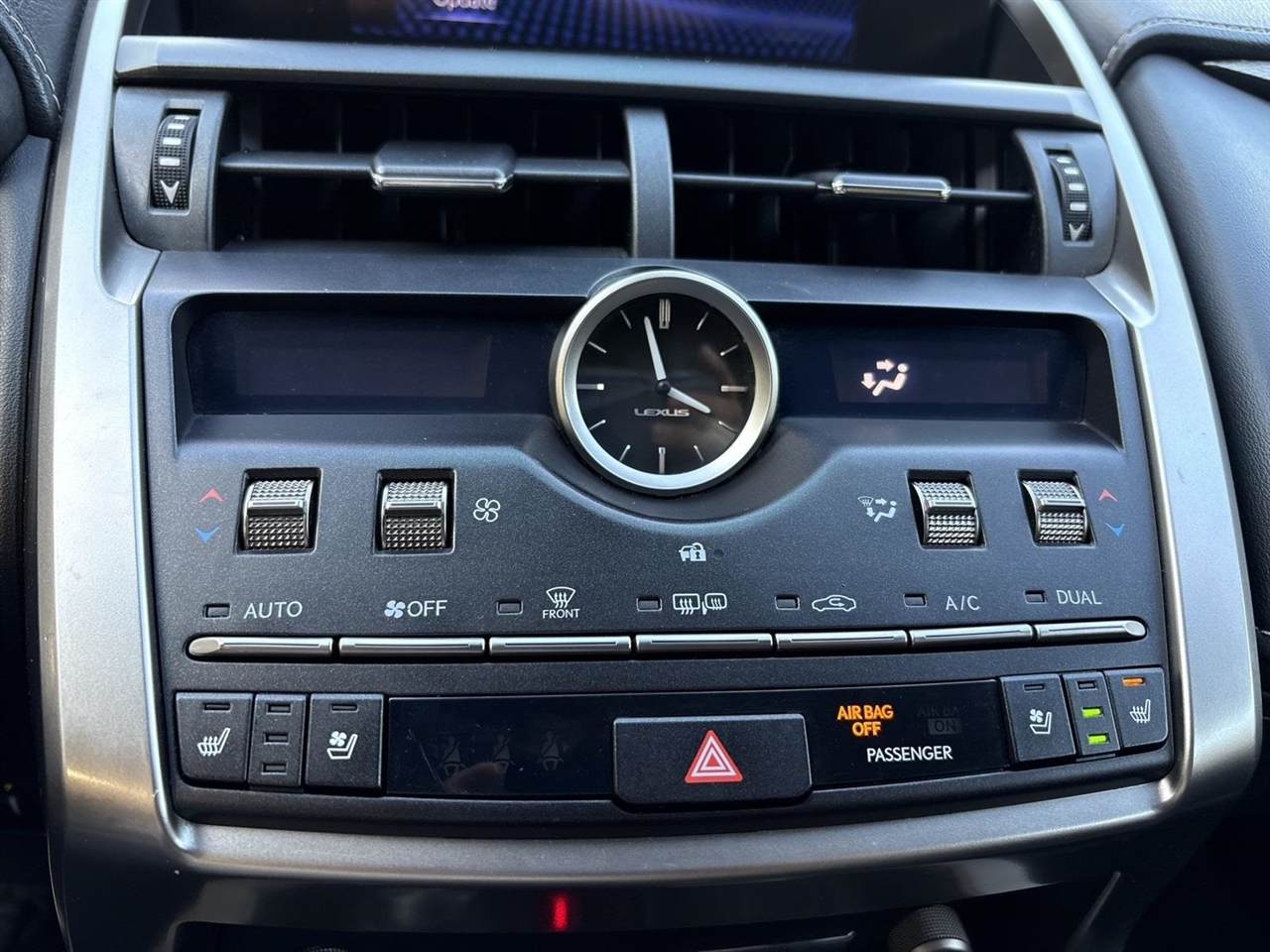 Lexus NX 200t FWD 2018