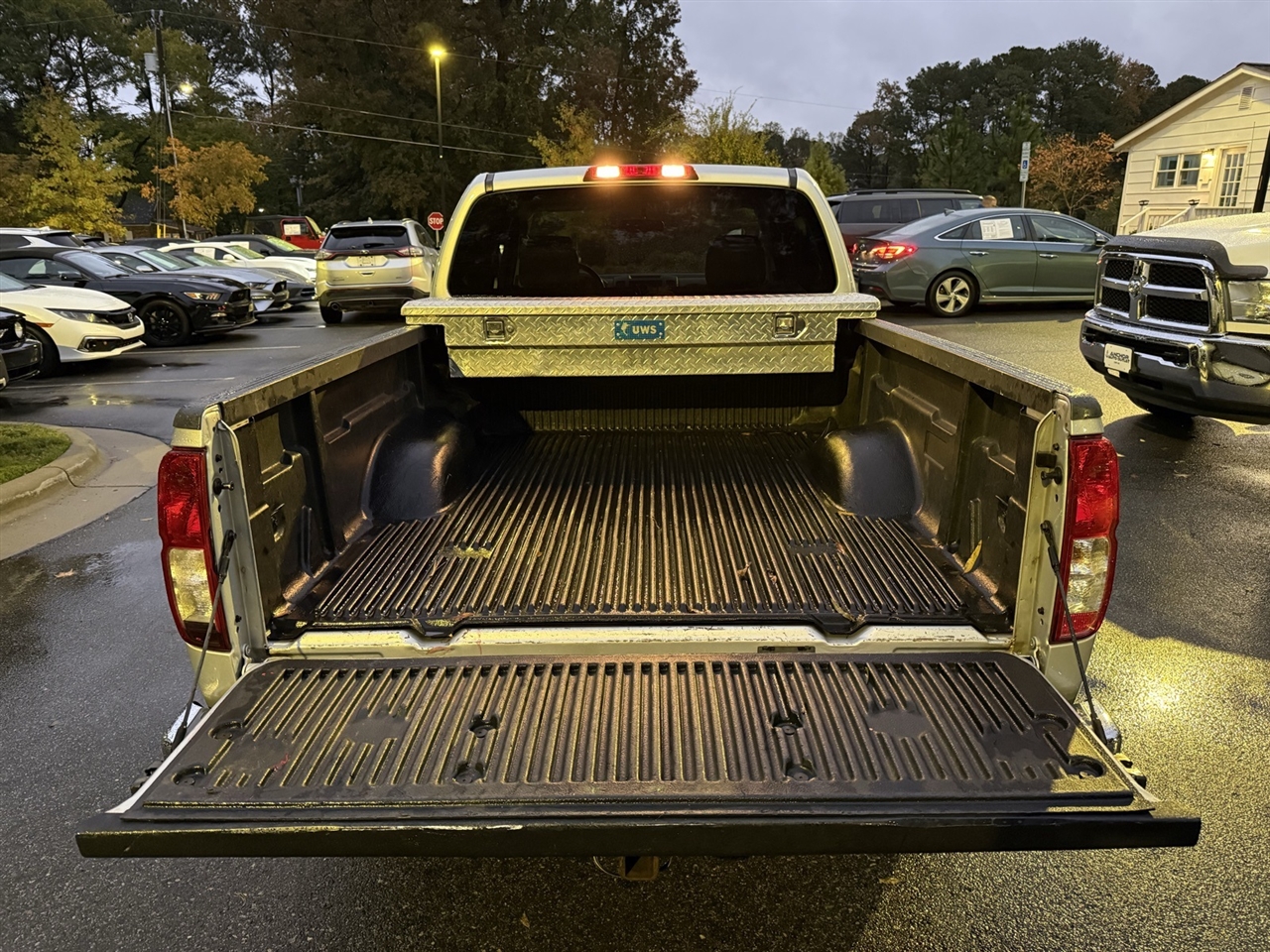 Nissan Frontier S King Cab I4 5MT 2WD 2016