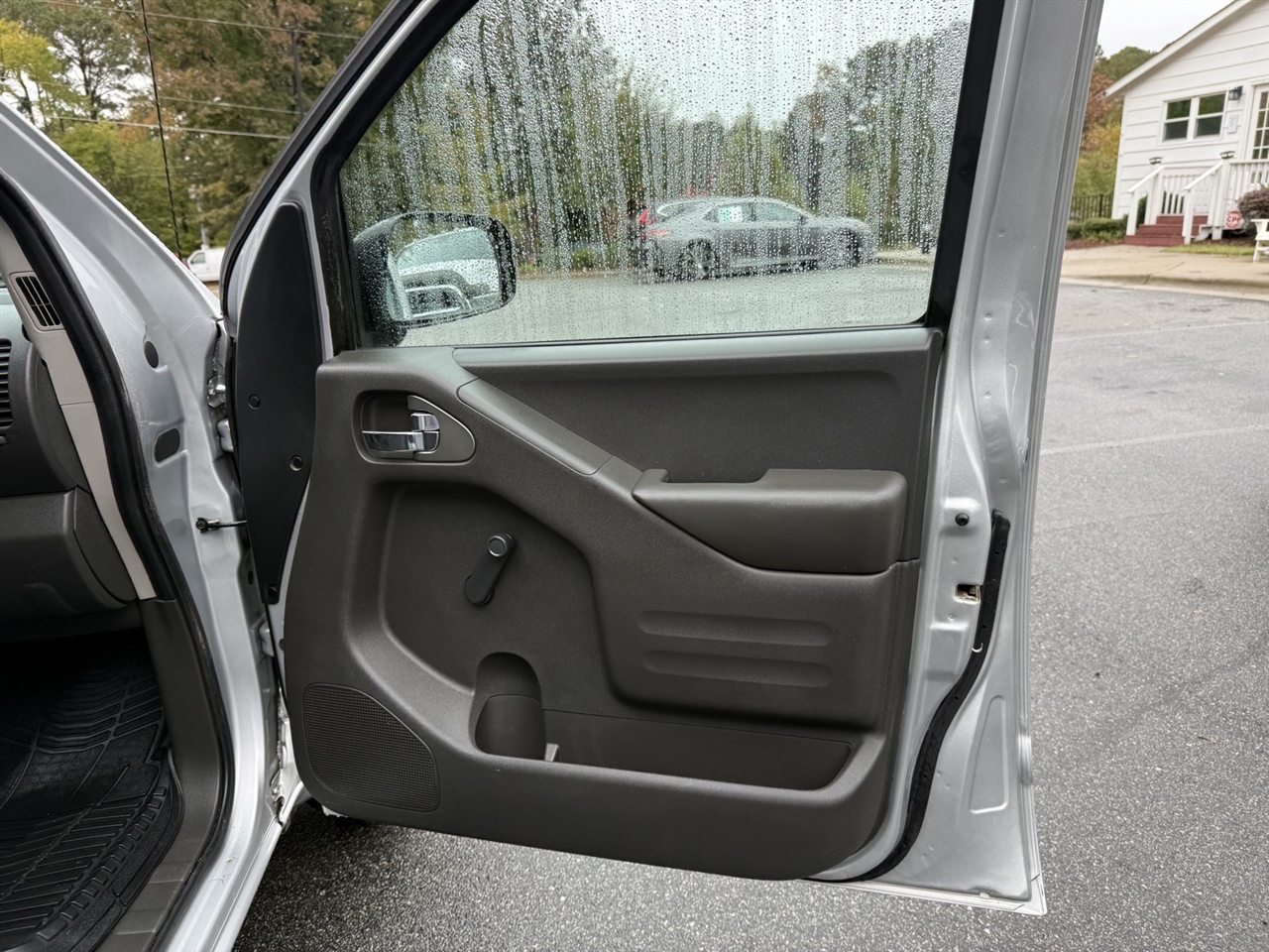 Nissan Frontier S King Cab I4 5MT 2WD 2016