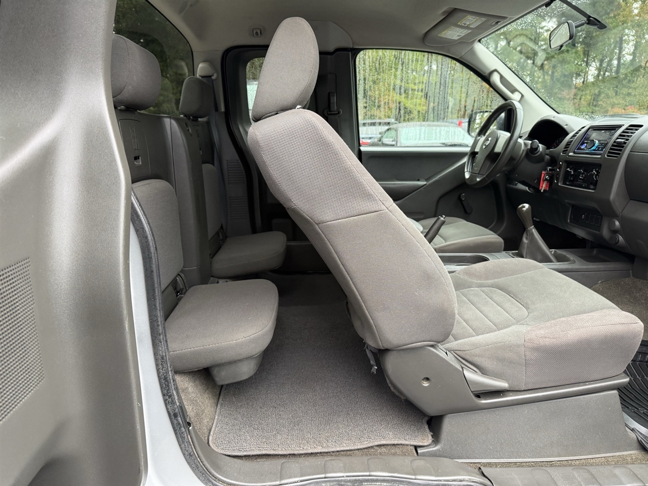 Nissan Frontier S King Cab I4 5MT 2WD 2016