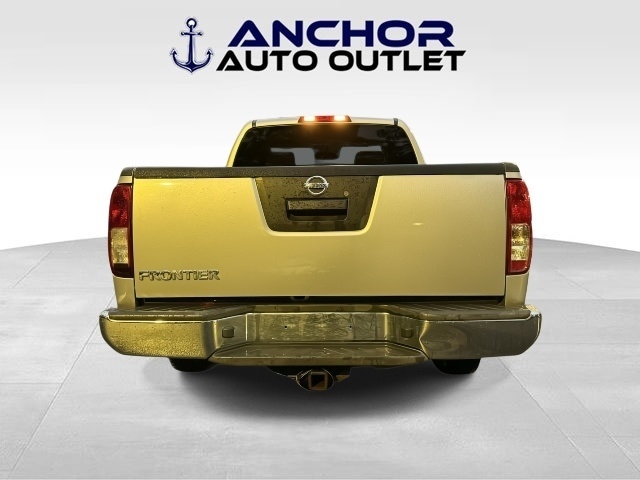 Nissan Frontier S King Cab I4 5MT 2WD 2016