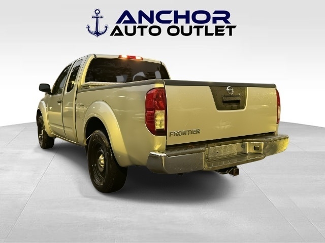 Nissan Frontier S King Cab I4 5MT 2WD 2016