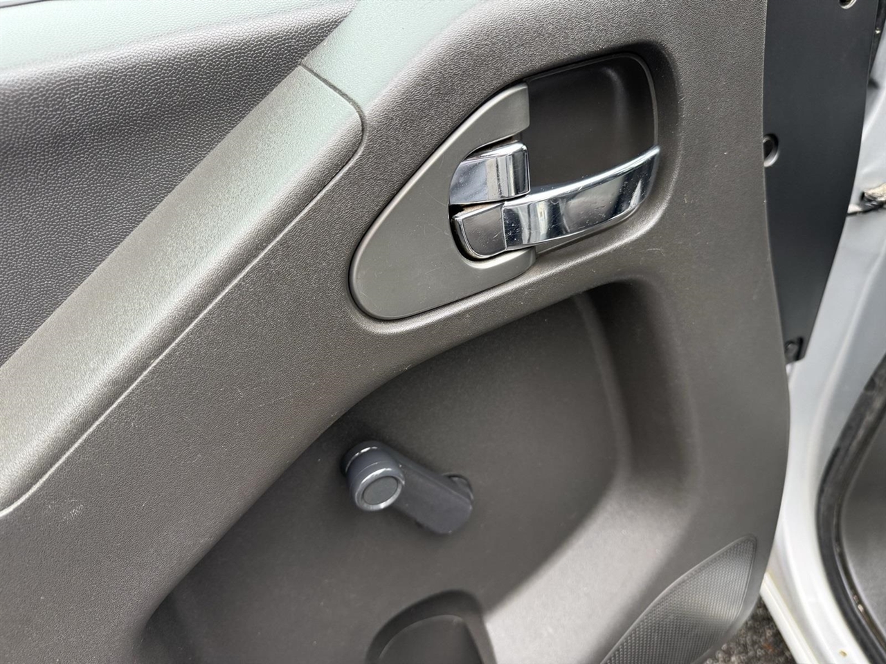 Nissan Frontier S King Cab I4 5MT 2WD 2016