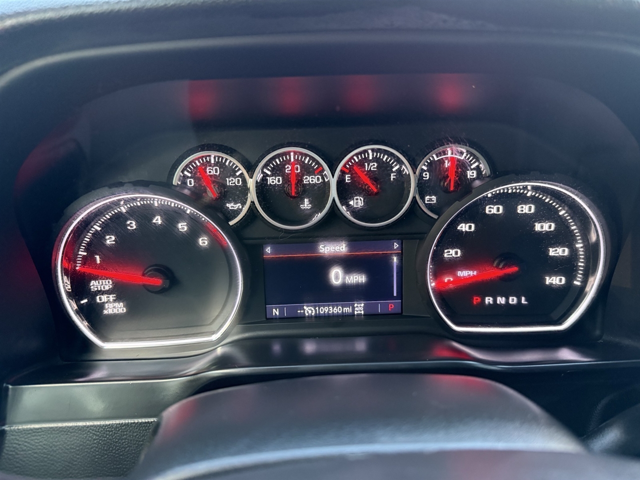 Chevrolet Silverado 1500 RST Crew Cab 4WD 2020