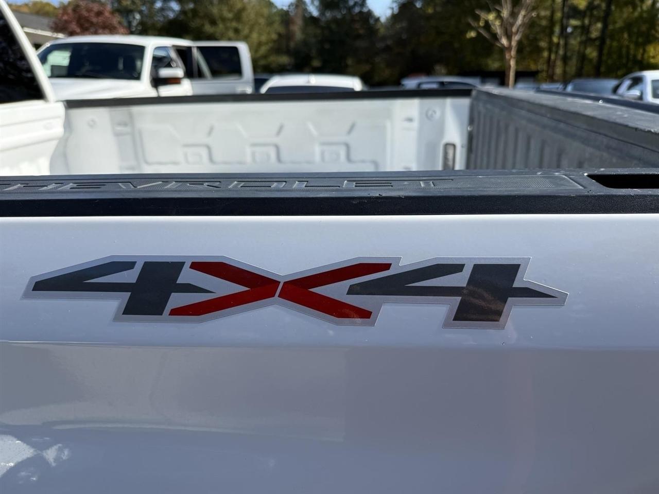 Chevrolet Silverado 1500  2021