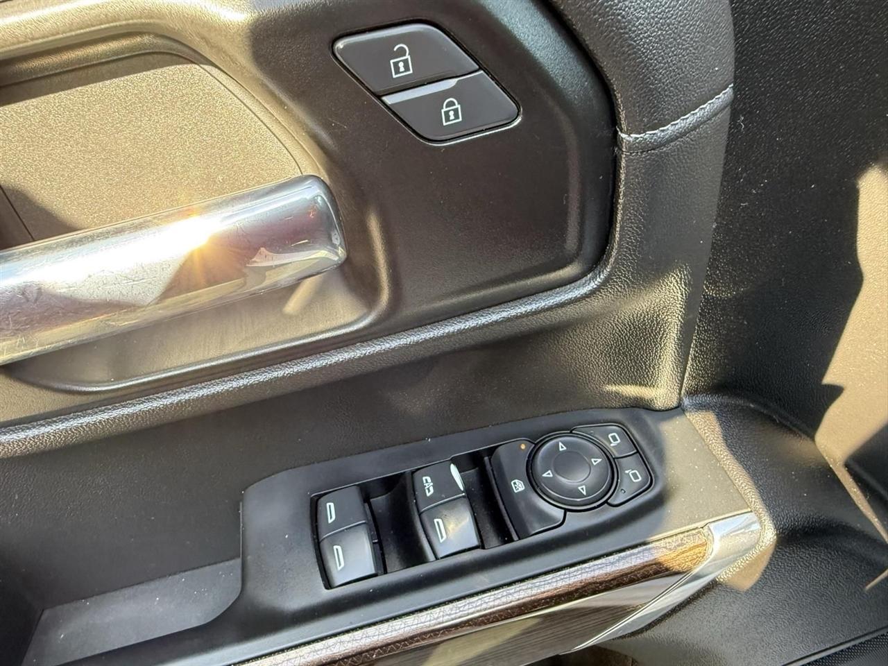 Chevrolet Silverado 1500  2021