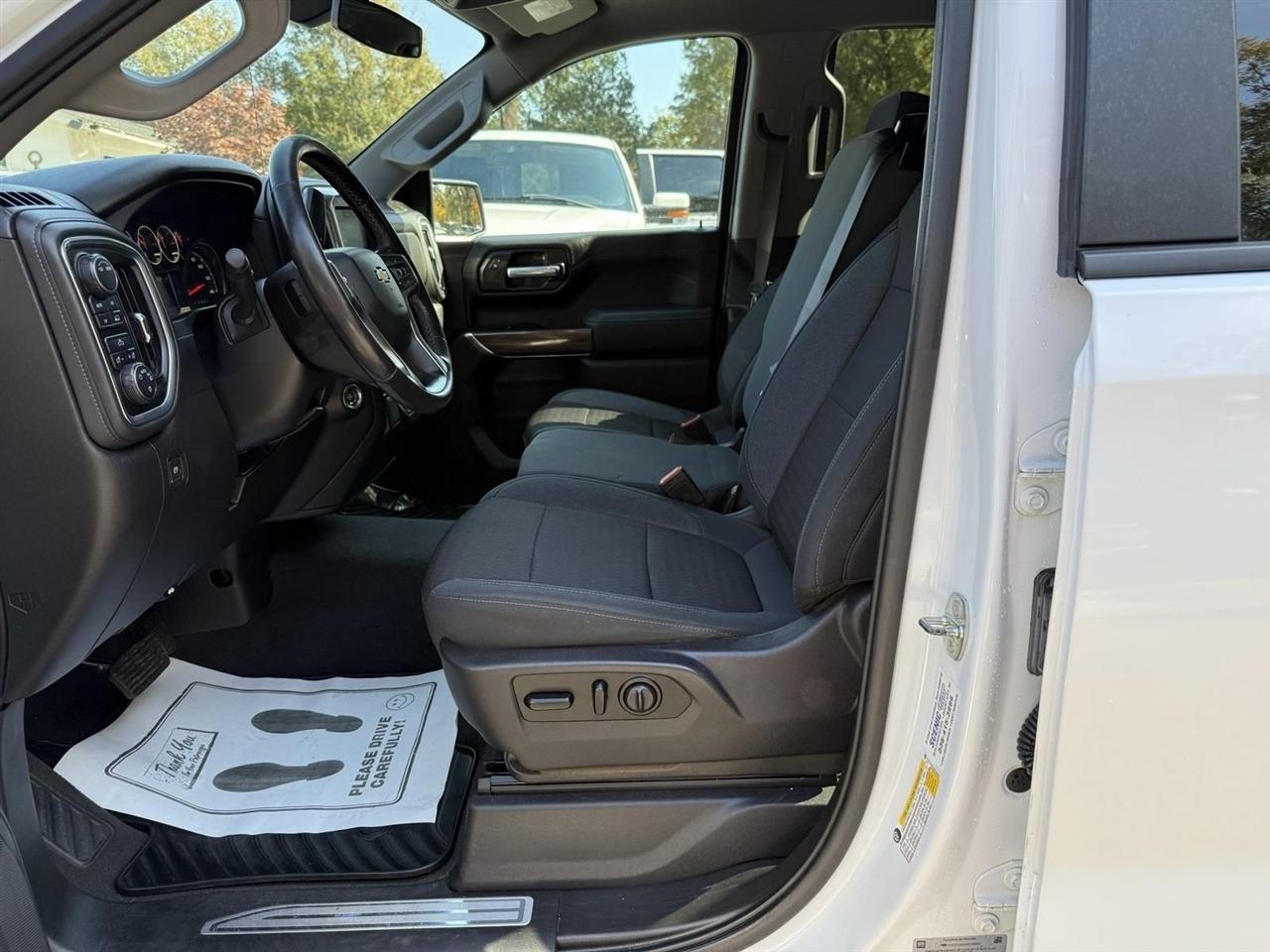 Chevrolet Silverado 1500  2021