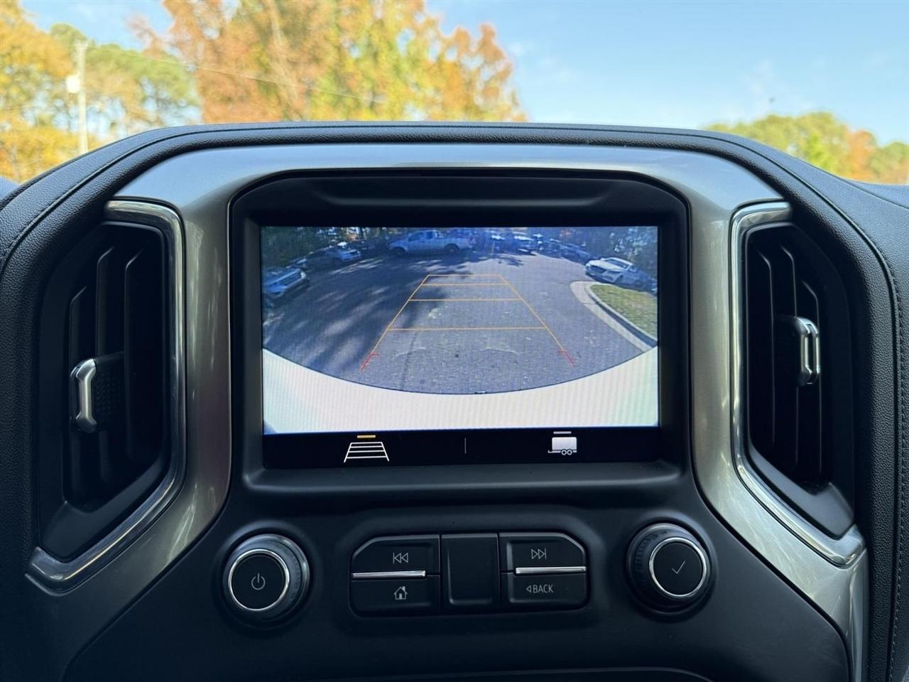 Chevrolet Silverado 1500  2021