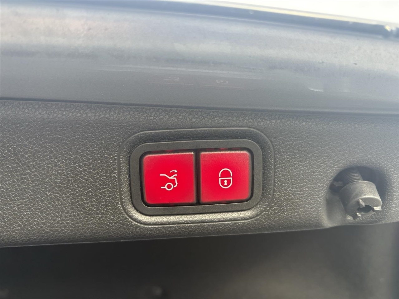 Mercedes-Benz E-Class  2021