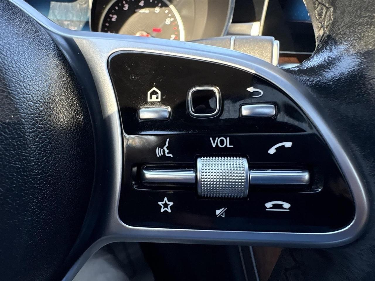 Mercedes-Benz C-Class  2019