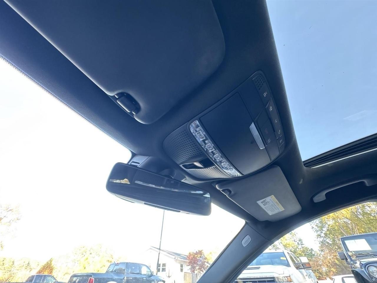 Mercedes-Benz C-Class  2019