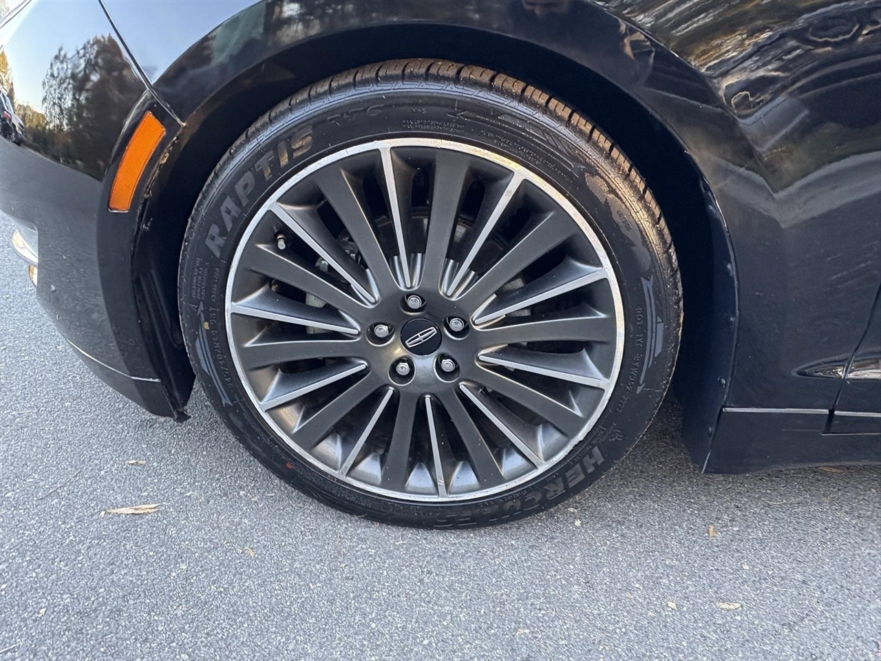 Lincoln MKZ Hybrid Sedan 2016