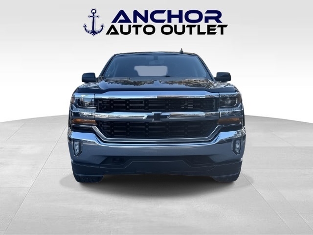 2018 Chevrolet Silverado 1500 LT photo 2