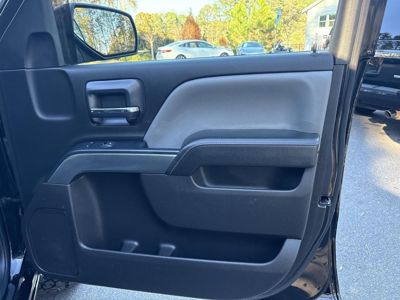 Chevrolet Silverado 1500  2018