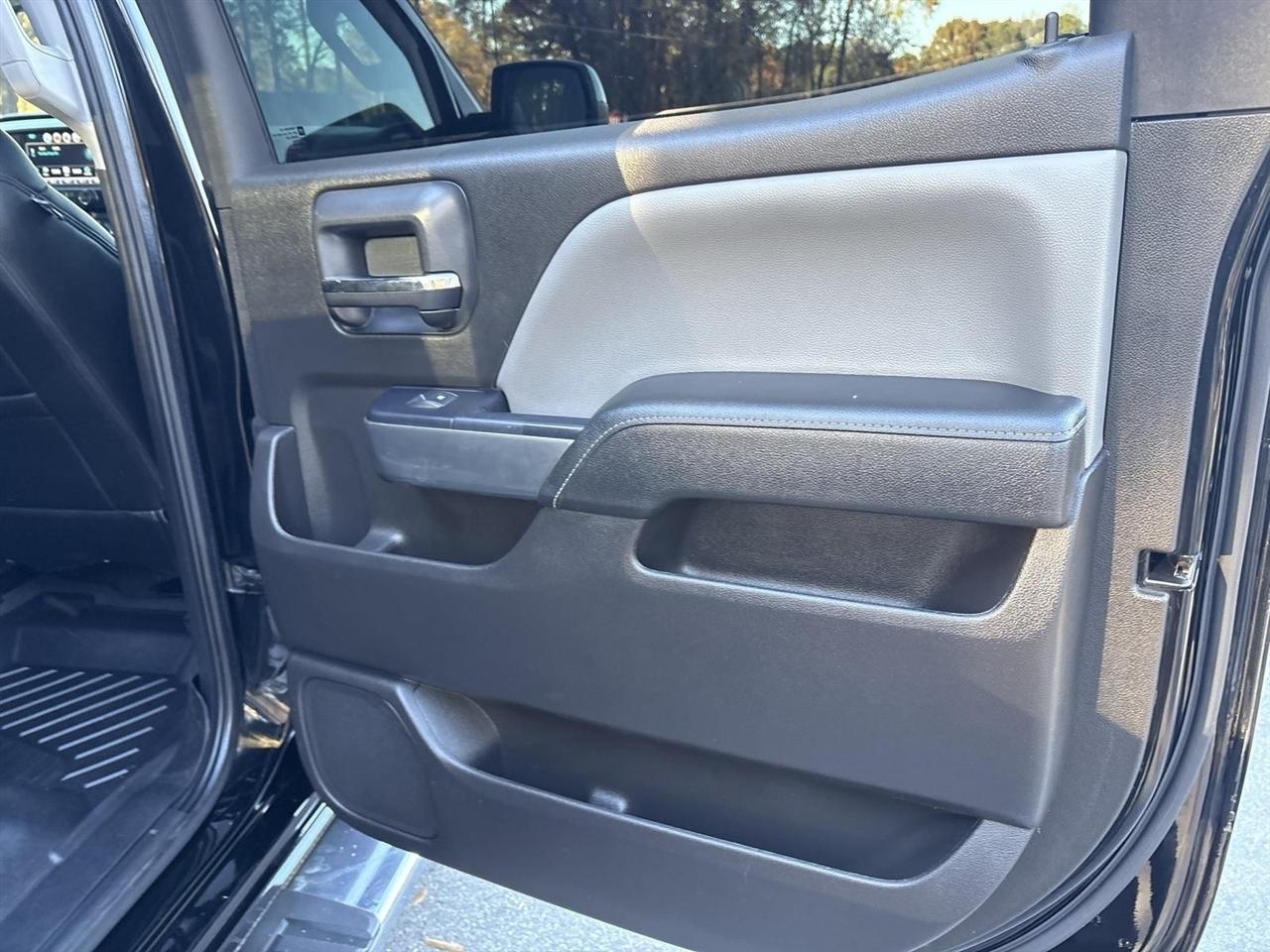 Chevrolet Silverado 1500  2018