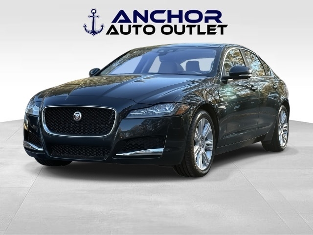 2016 Jaguar XF 35t Premium photo 3