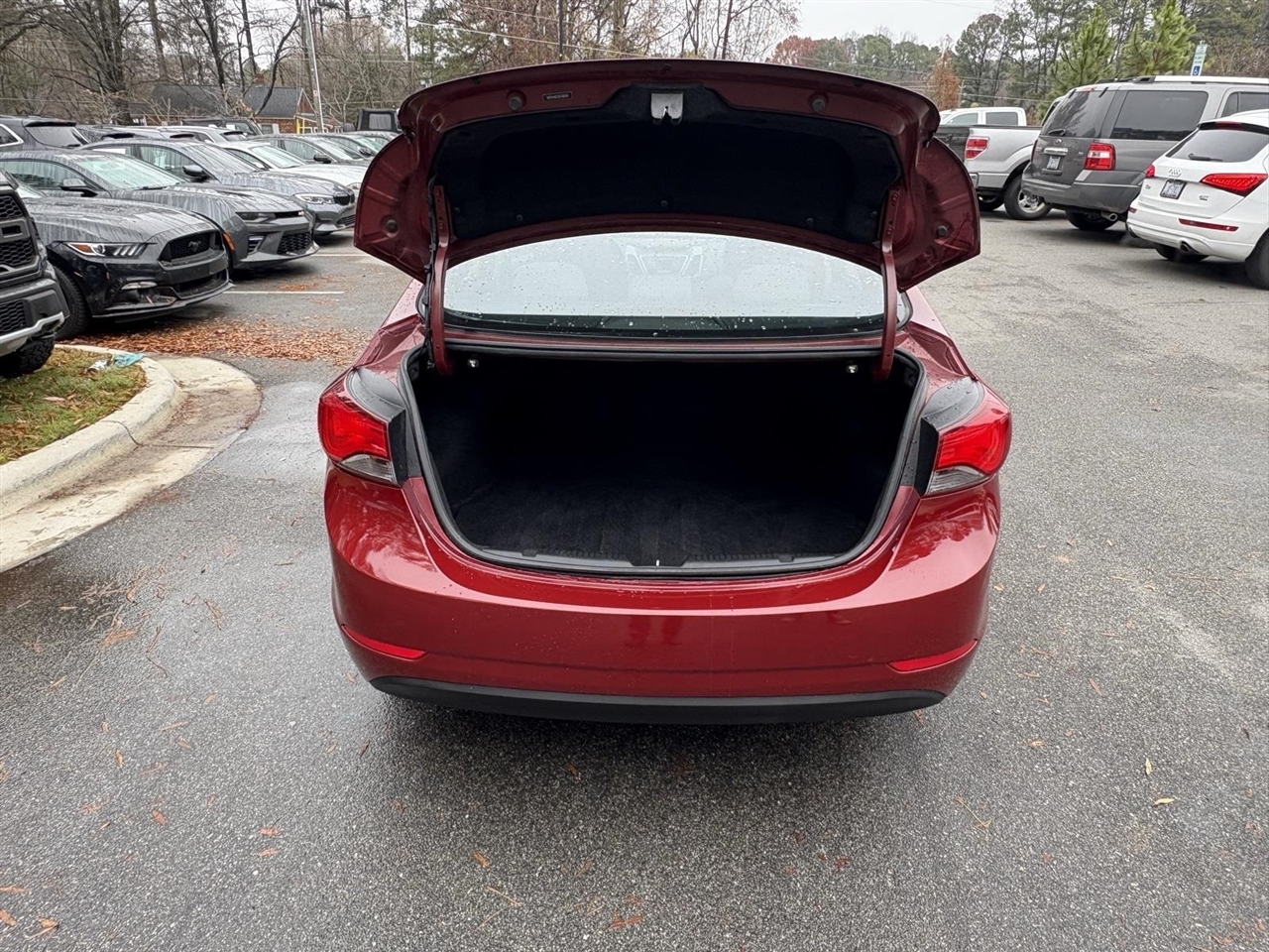 Hyundai Elantra SE 6AT 2016