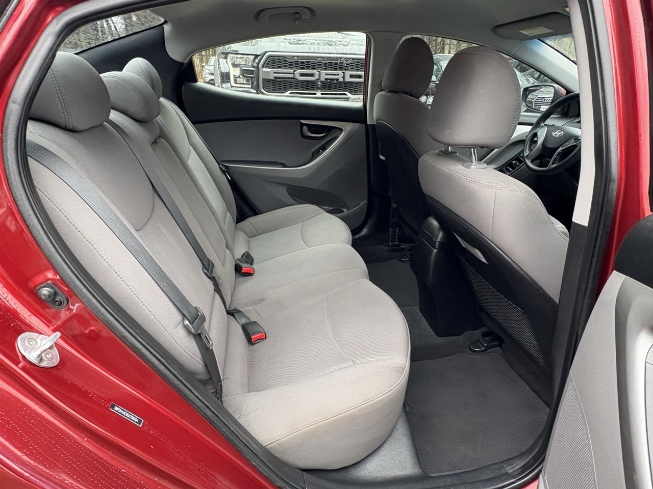 Hyundai Elantra SE 6AT 2016