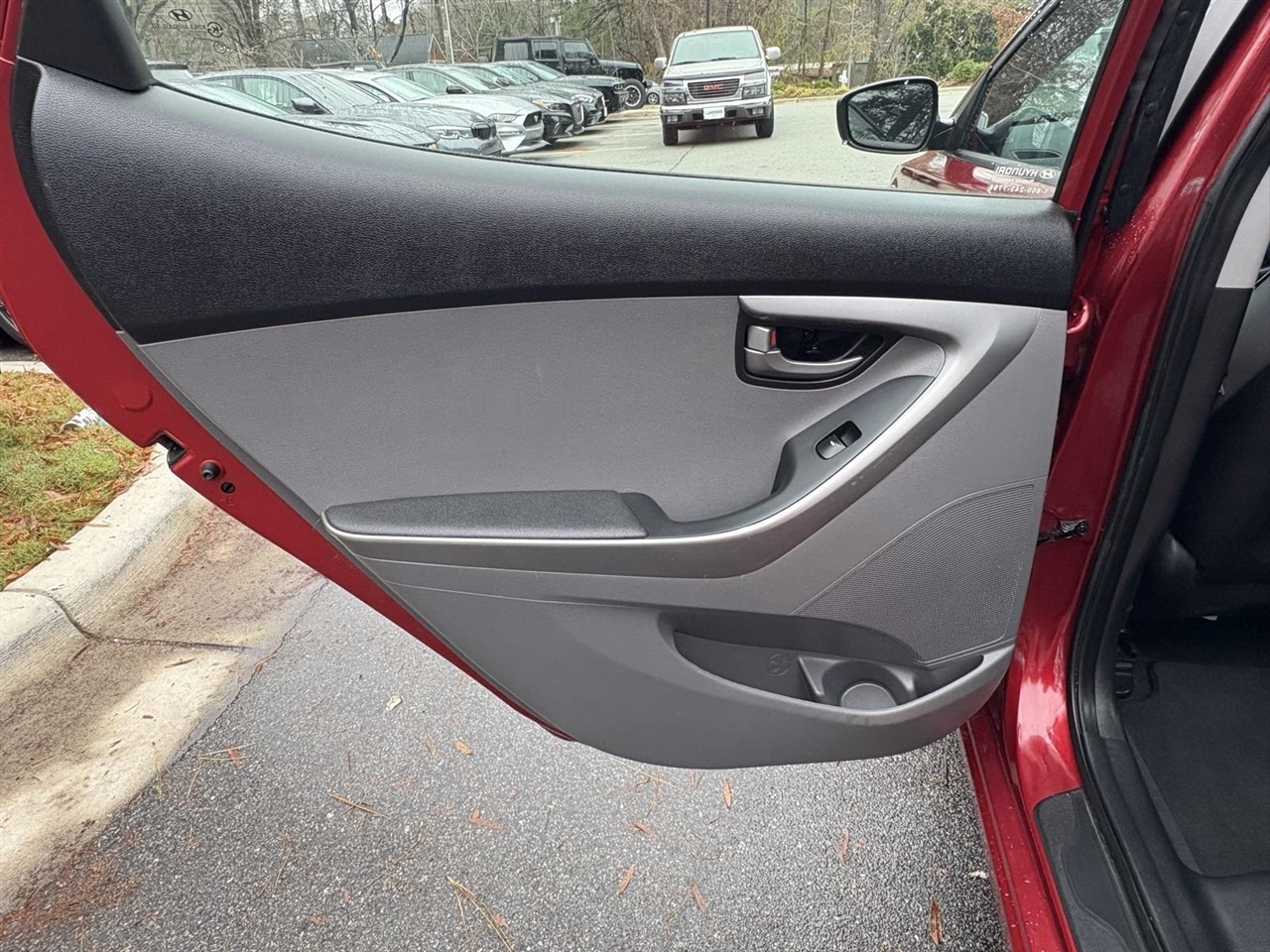 Hyundai Elantra SE 6AT 2016