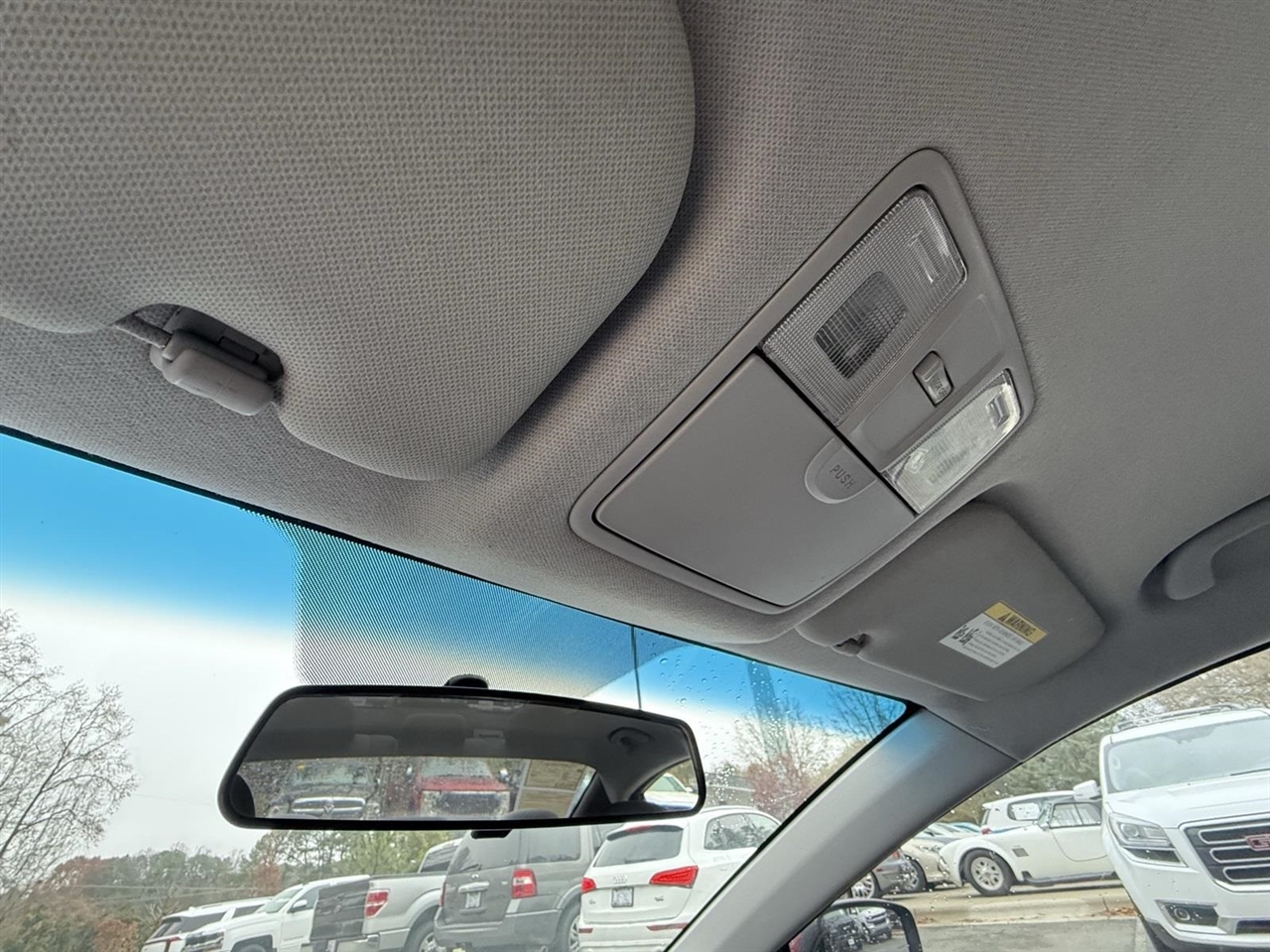 Hyundai Elantra SE 6AT 2016