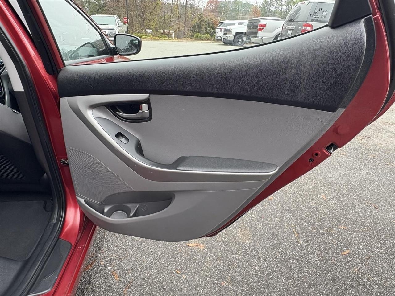 Hyundai Elantra  2016