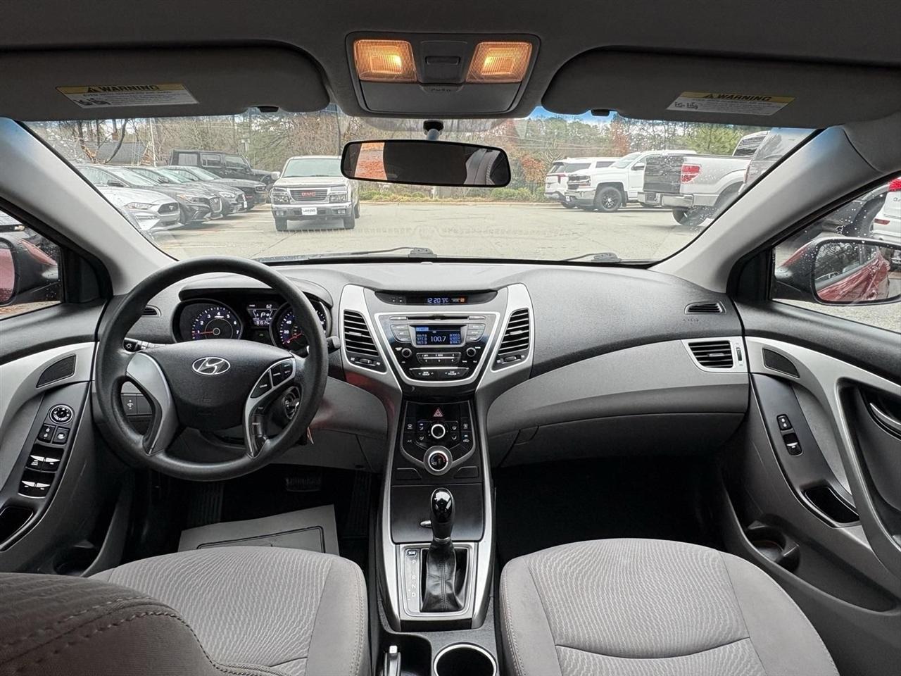 Hyundai Elantra  2016