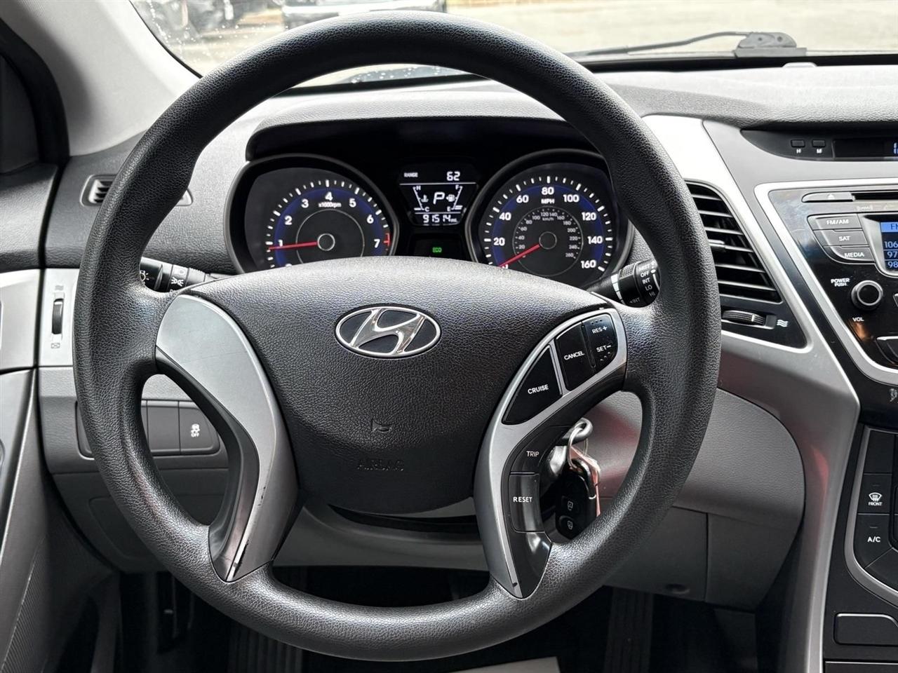 Hyundai Elantra  2016