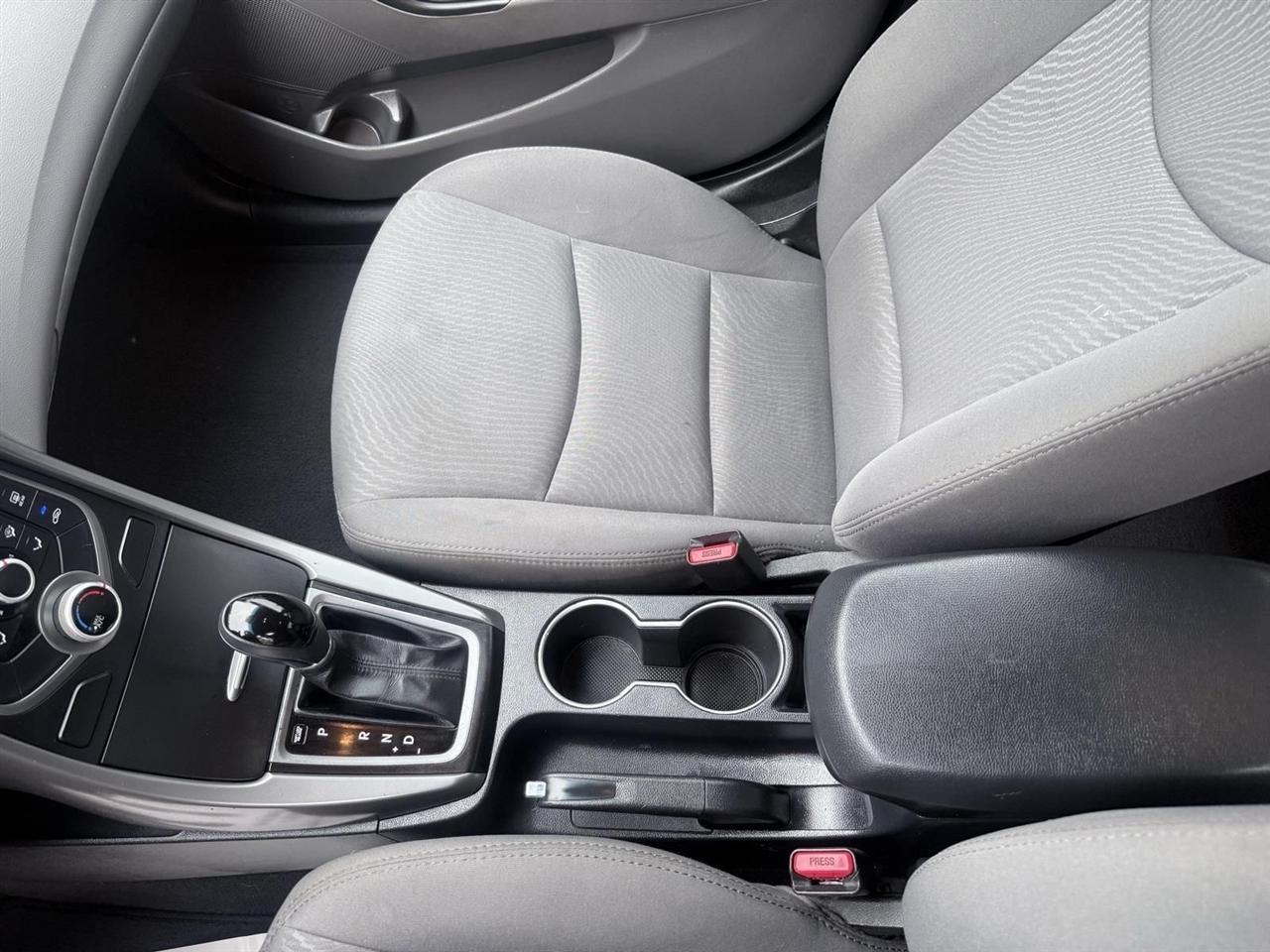 Hyundai Elantra  2016