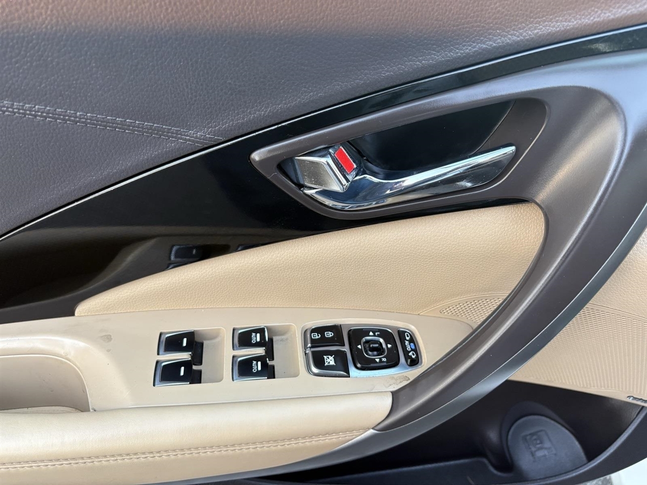 Hyundai Azera Base 2016