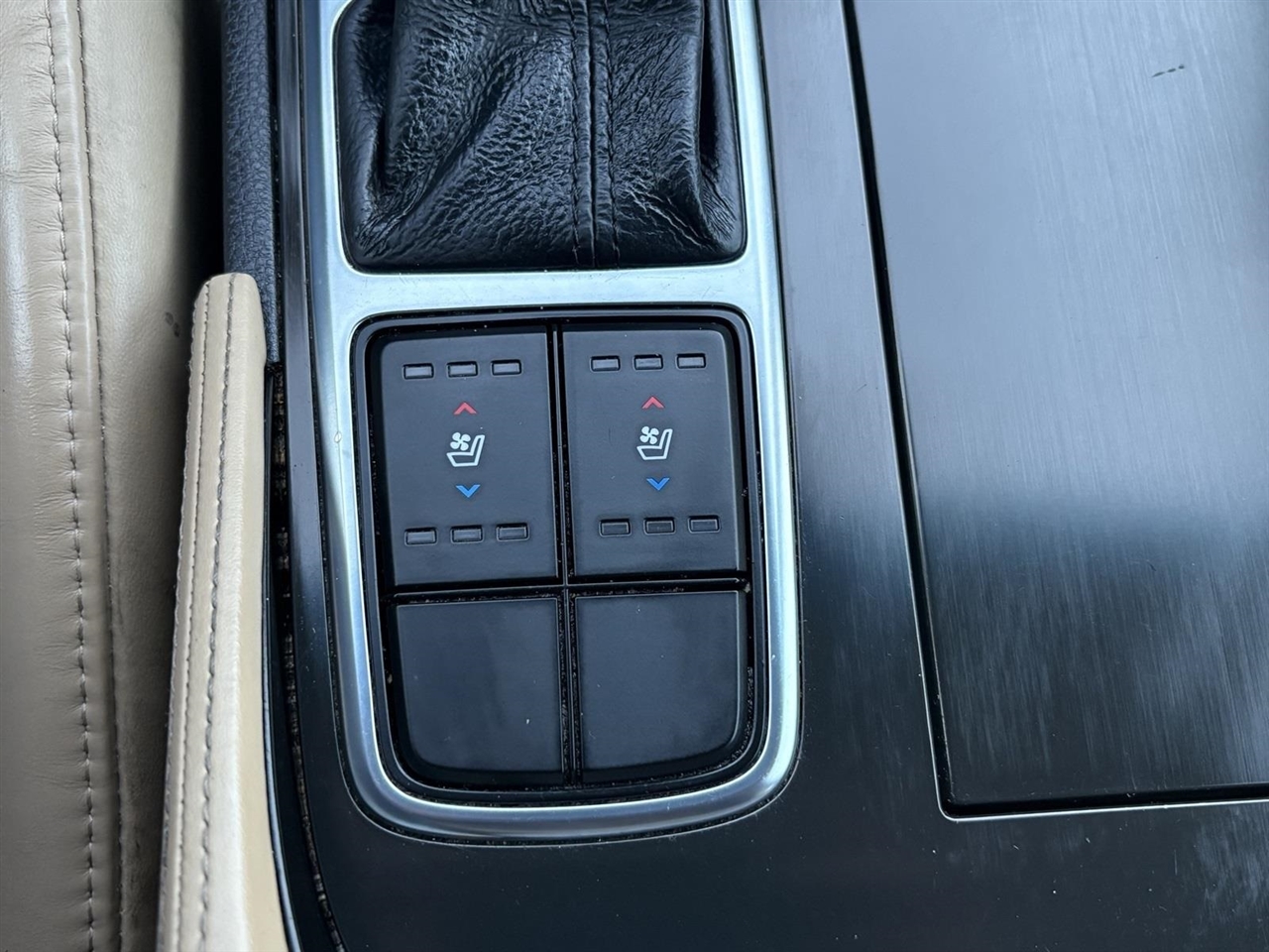 Hyundai Azera Base 2016