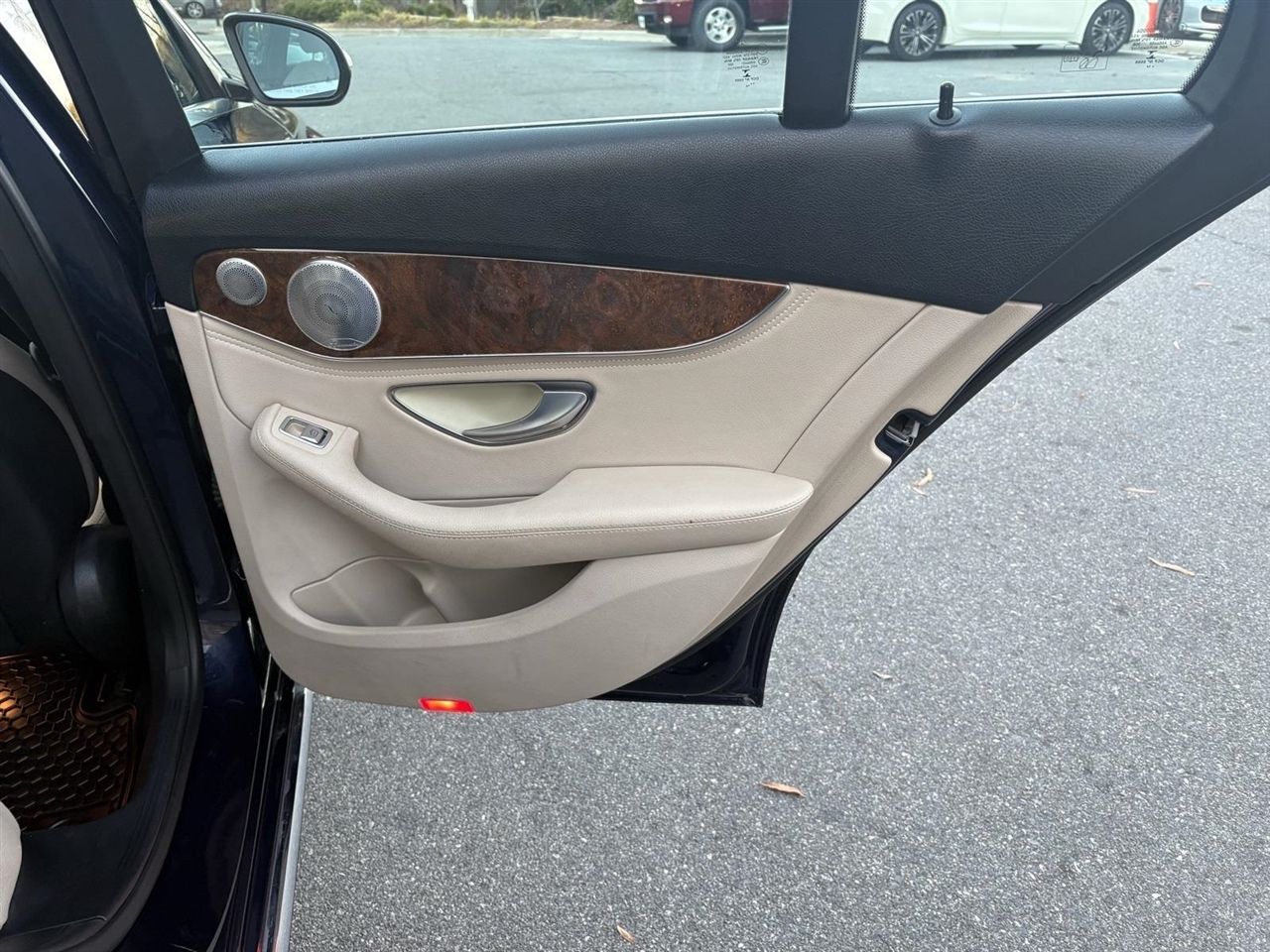 Mercedes-Benz C-Class C300 4MATIC Sedan 2015