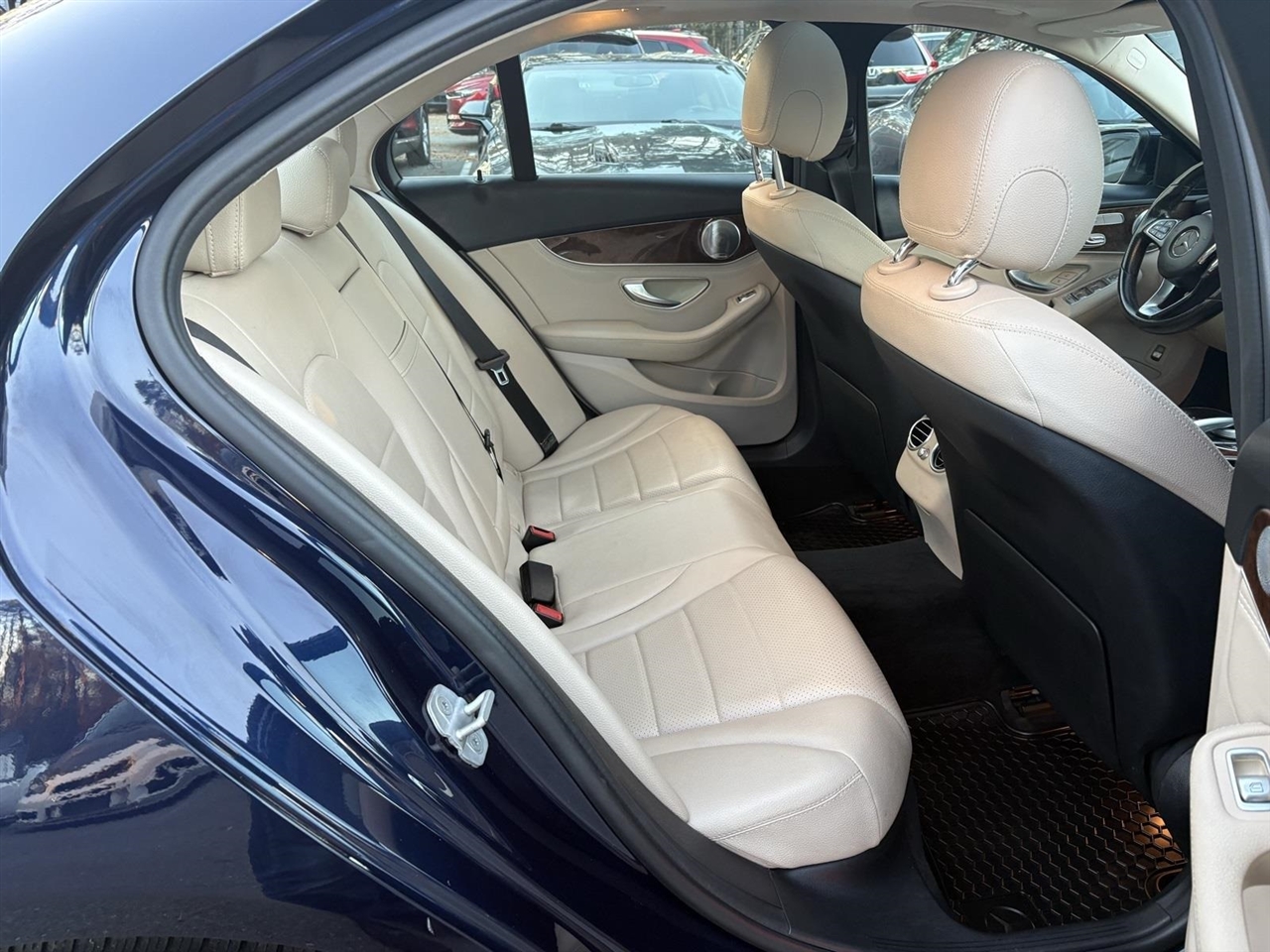 Mercedes-Benz C-Class C300 4MATIC Sedan 2015