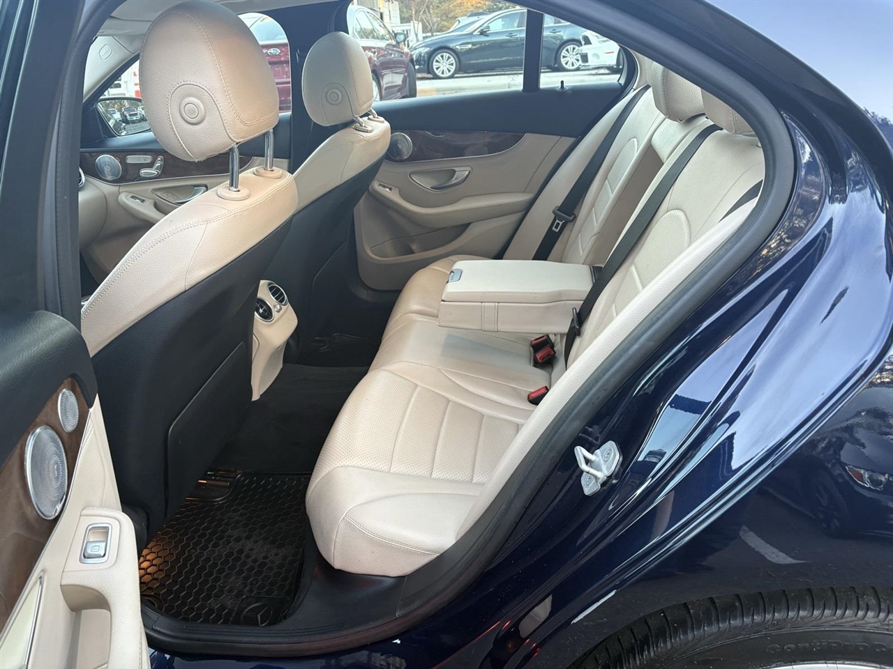 Mercedes-Benz C-Class C300 4MATIC Sedan 2015