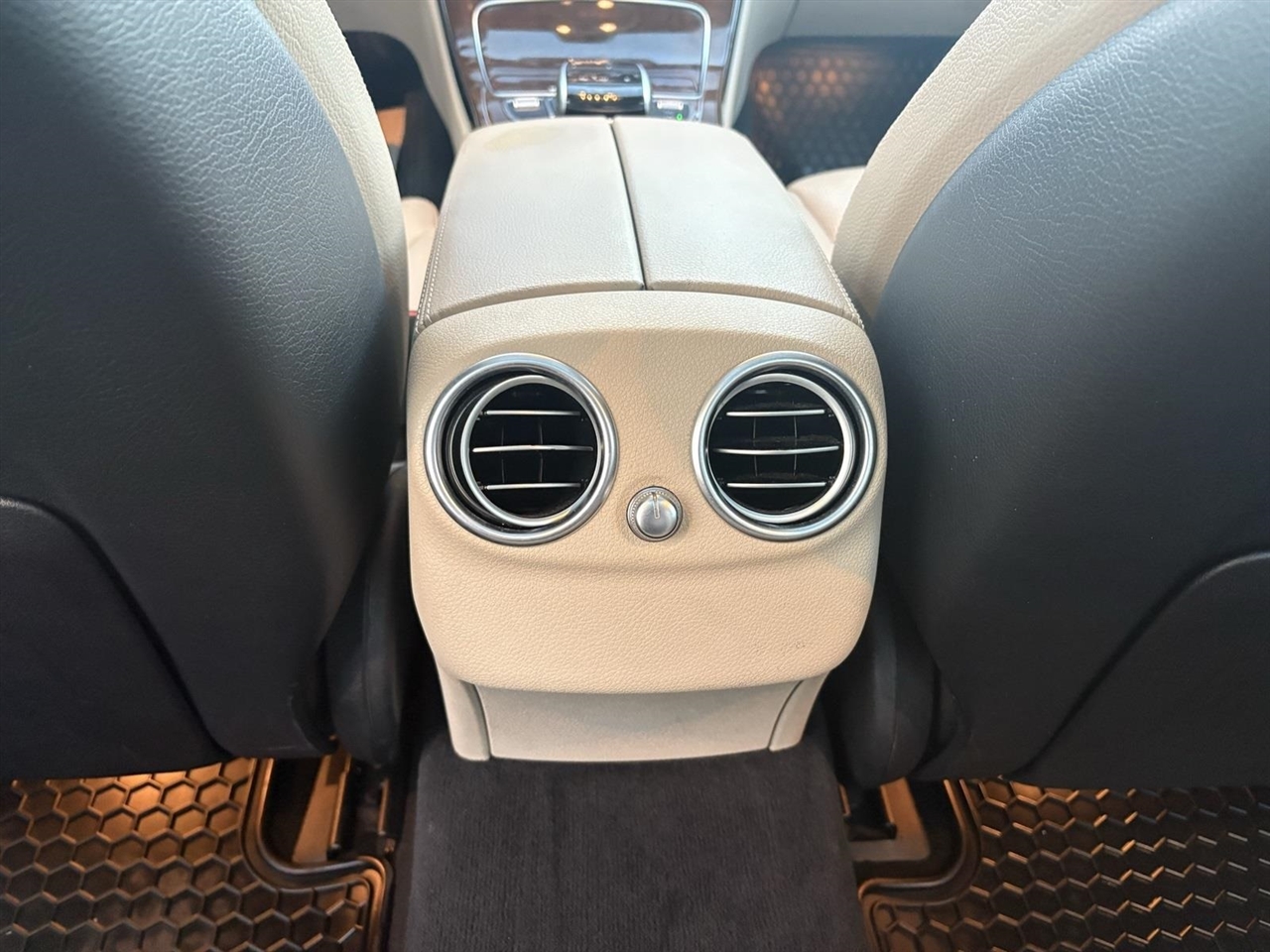 Mercedes-Benz C-Class C300 4MATIC Sedan 2015