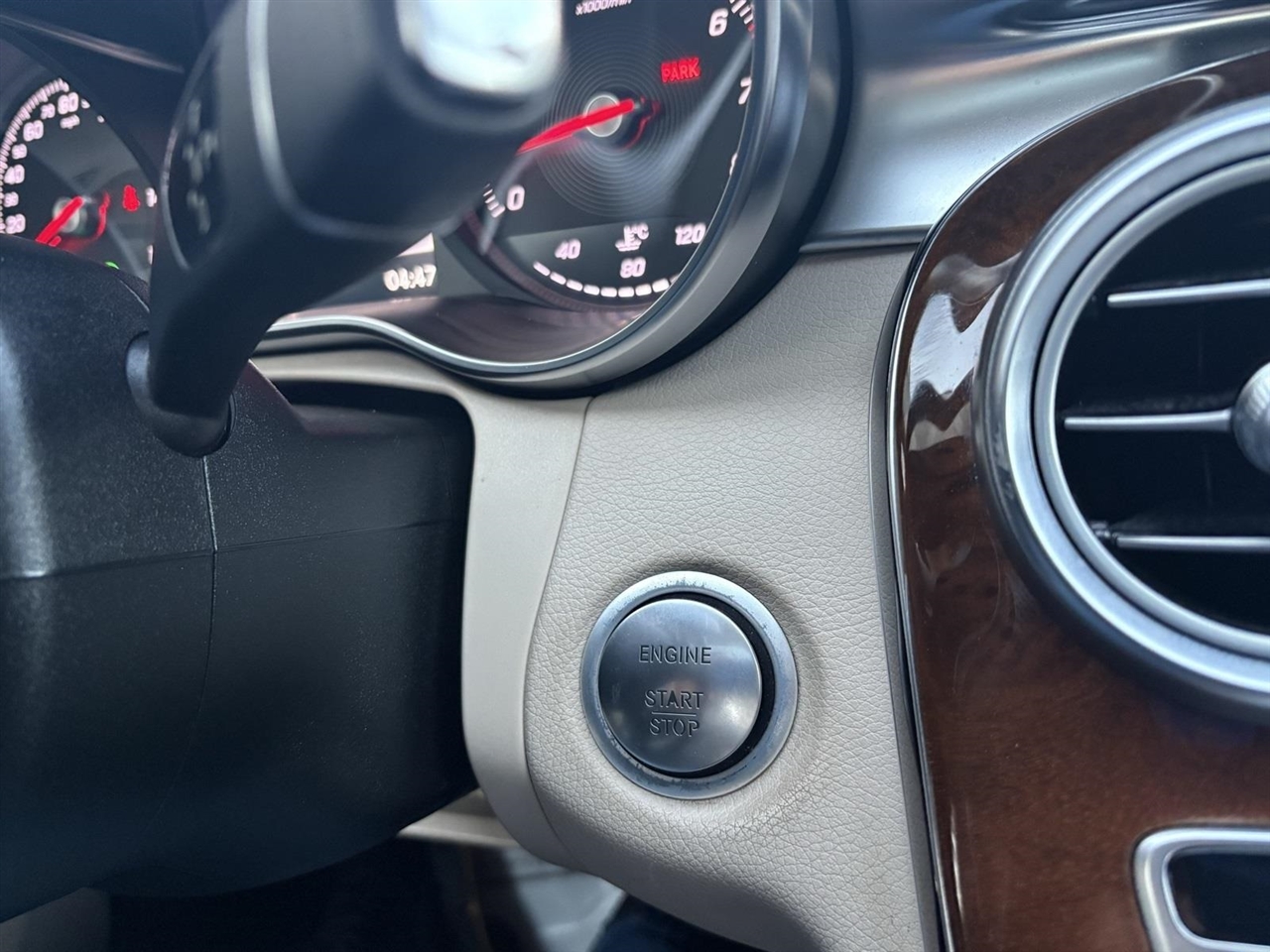 Mercedes-Benz C-Class C300 4MATIC Sedan 2015