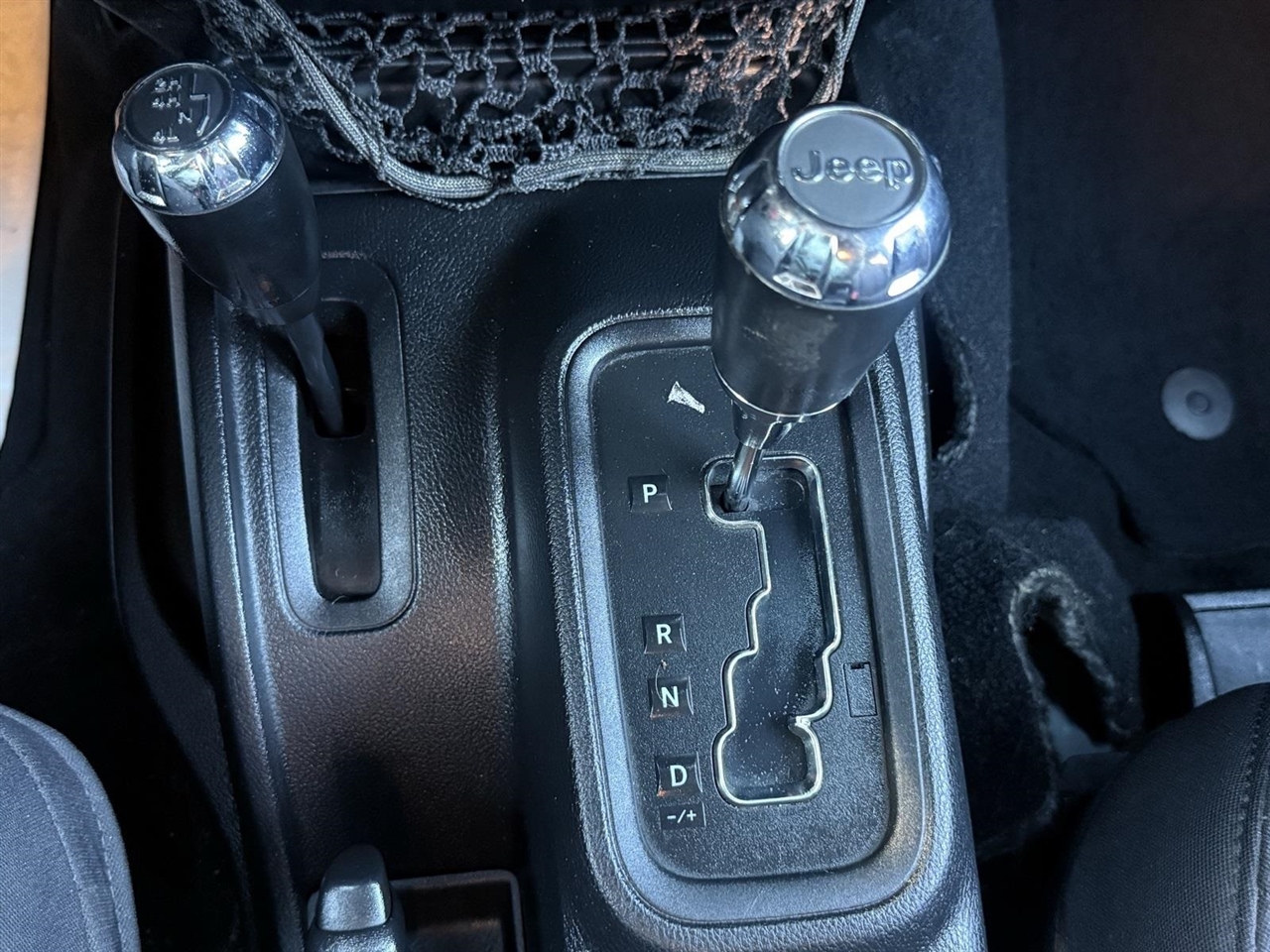 Jeep Wrangler Sport 4WD 2014