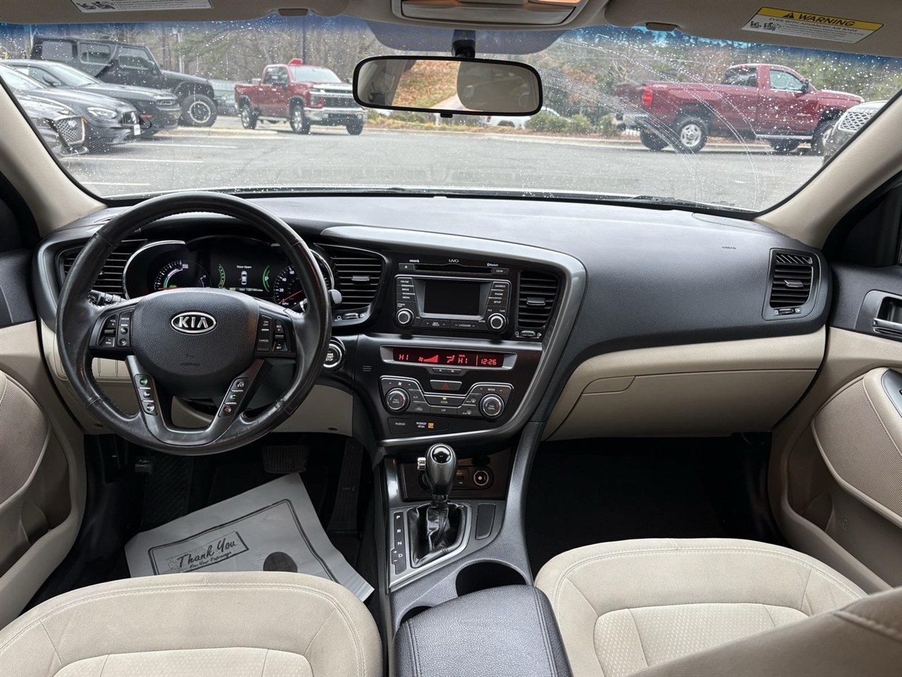 Kia Optima Hybrid Sedan 2011