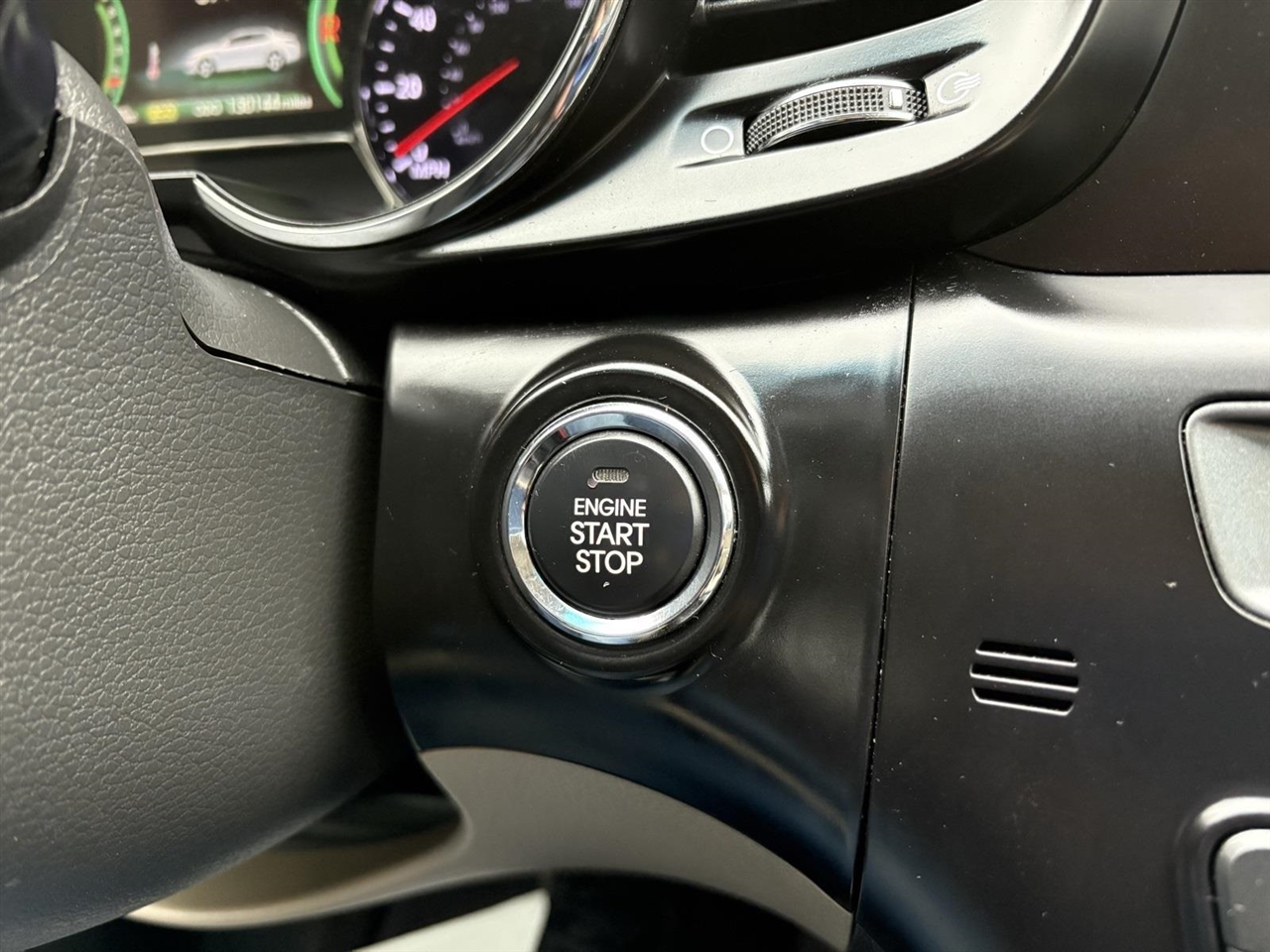 Kia Optima Hybrid Sedan 2011