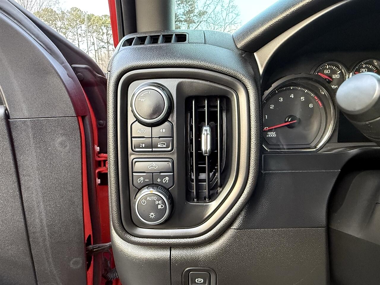 Chevrolet Silverado 1500  2021