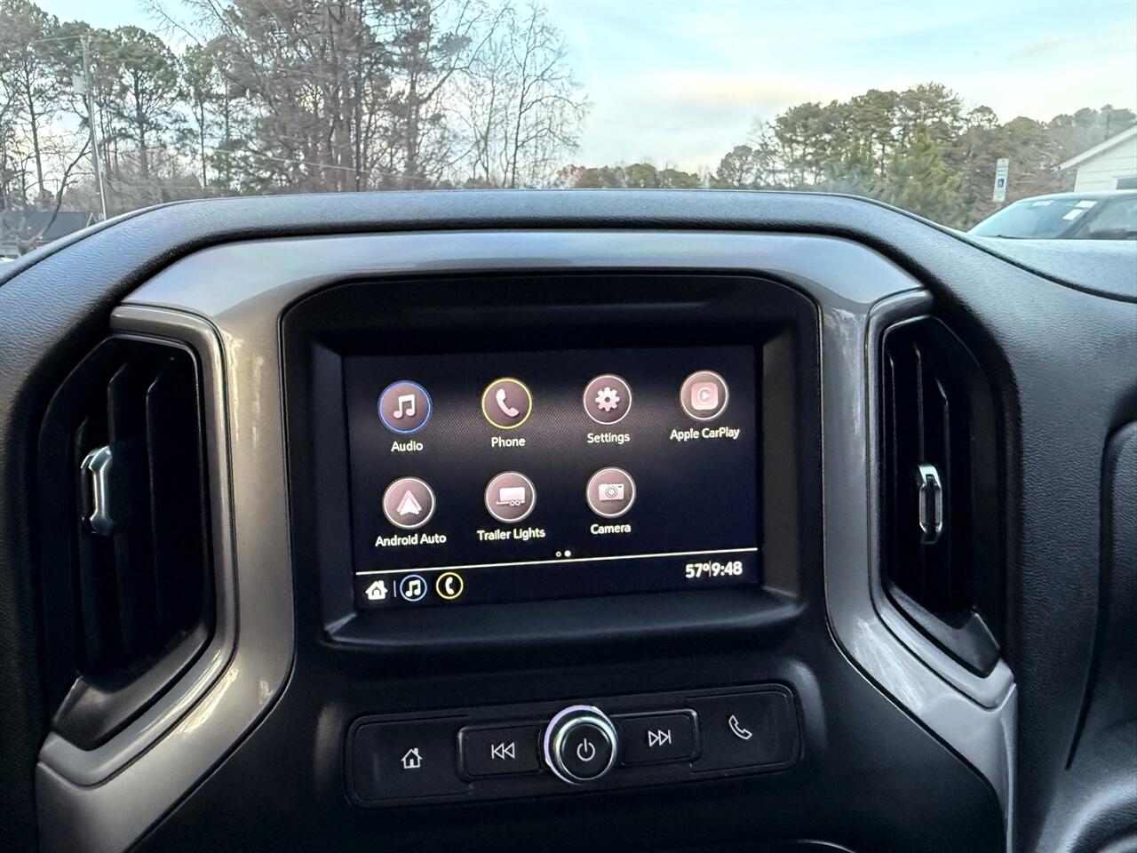 Chevrolet Silverado 1500  2021