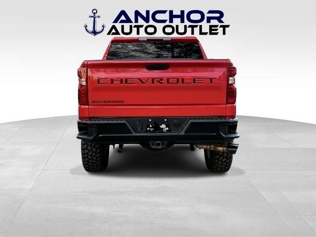 Chevrolet Silverado 1500  2021