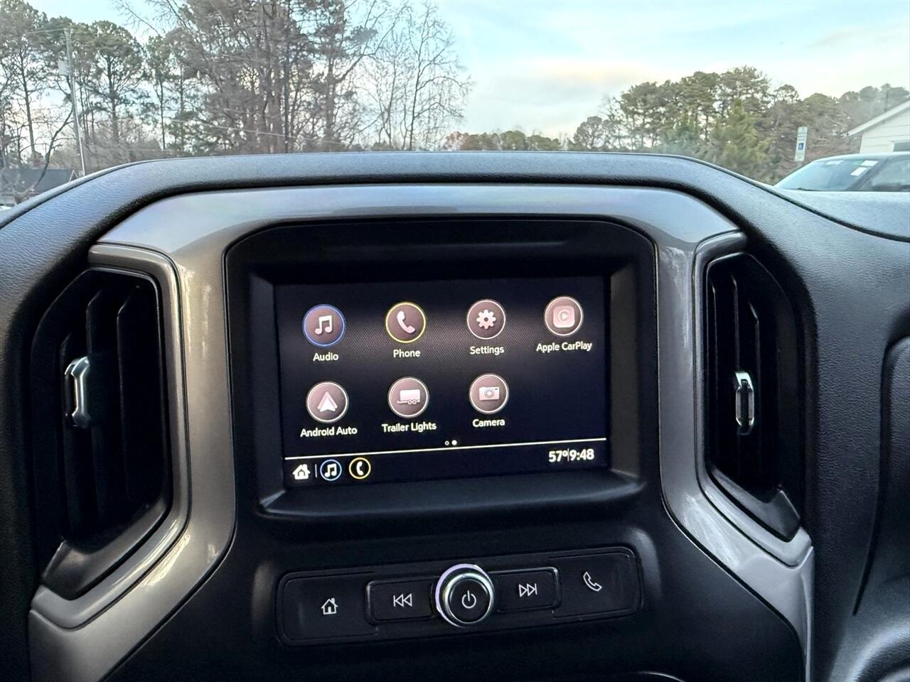 Chevrolet Silverado 1500  2021