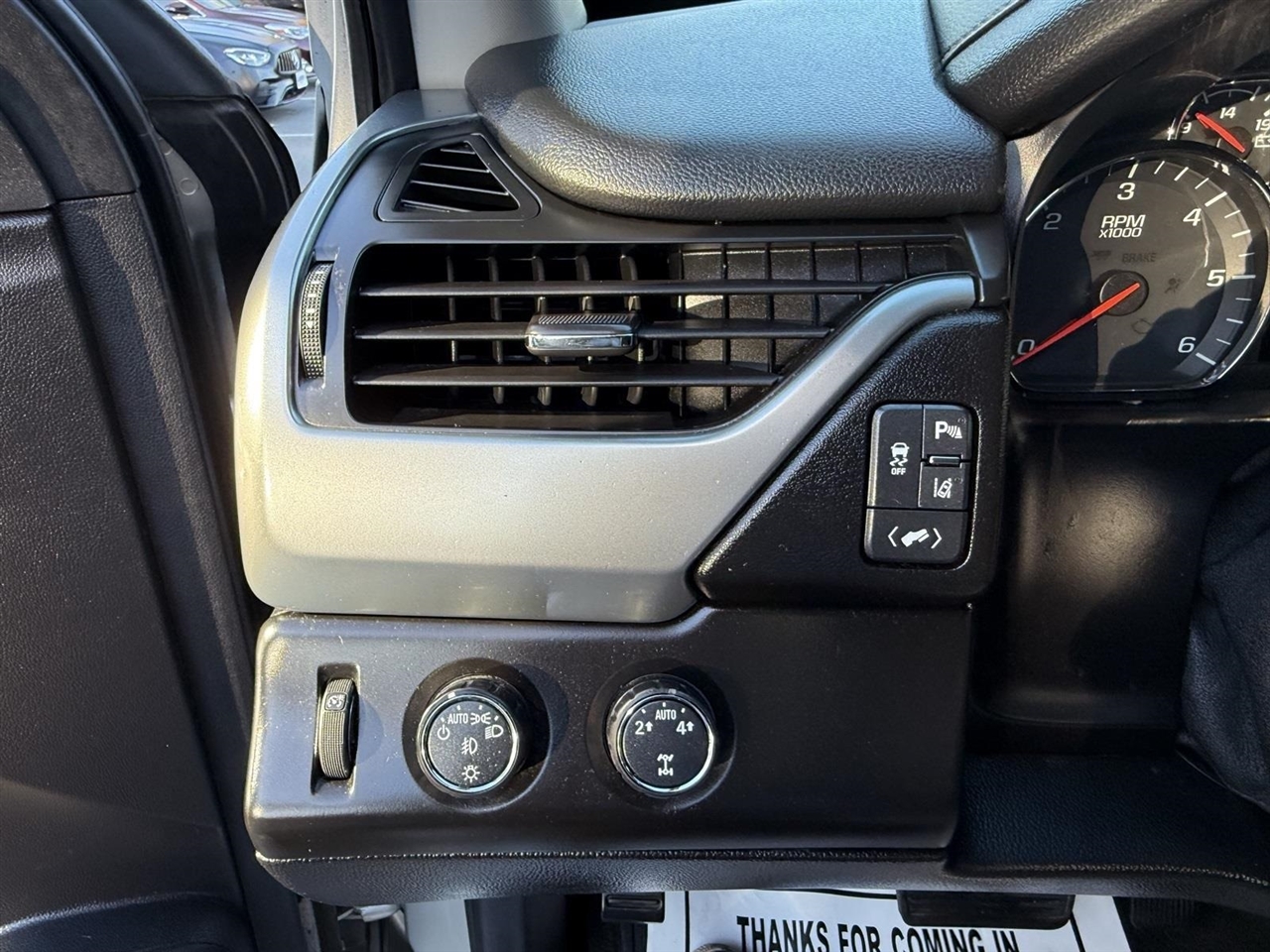 Chevrolet Tahoe  2015