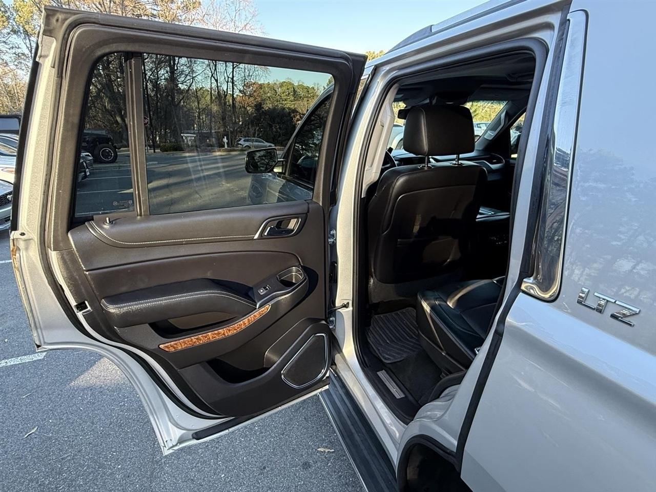 Chevrolet Tahoe  2015