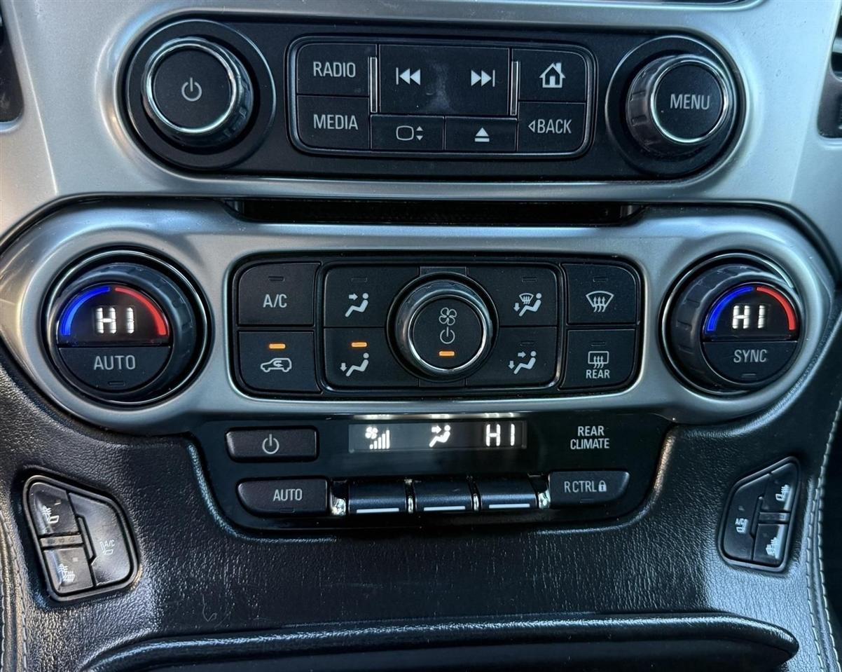 Chevrolet Tahoe  2015