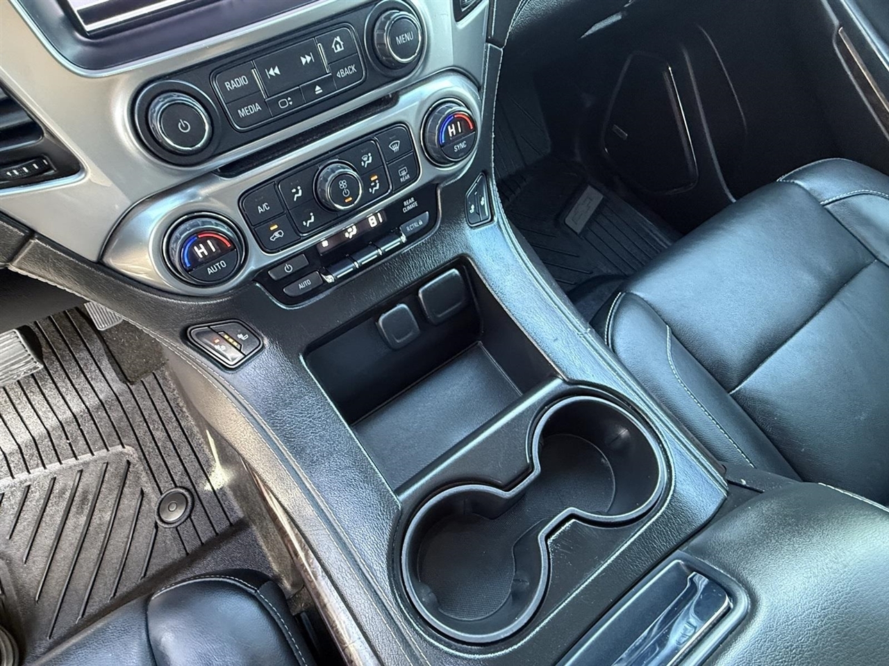 Chevrolet Tahoe  2017